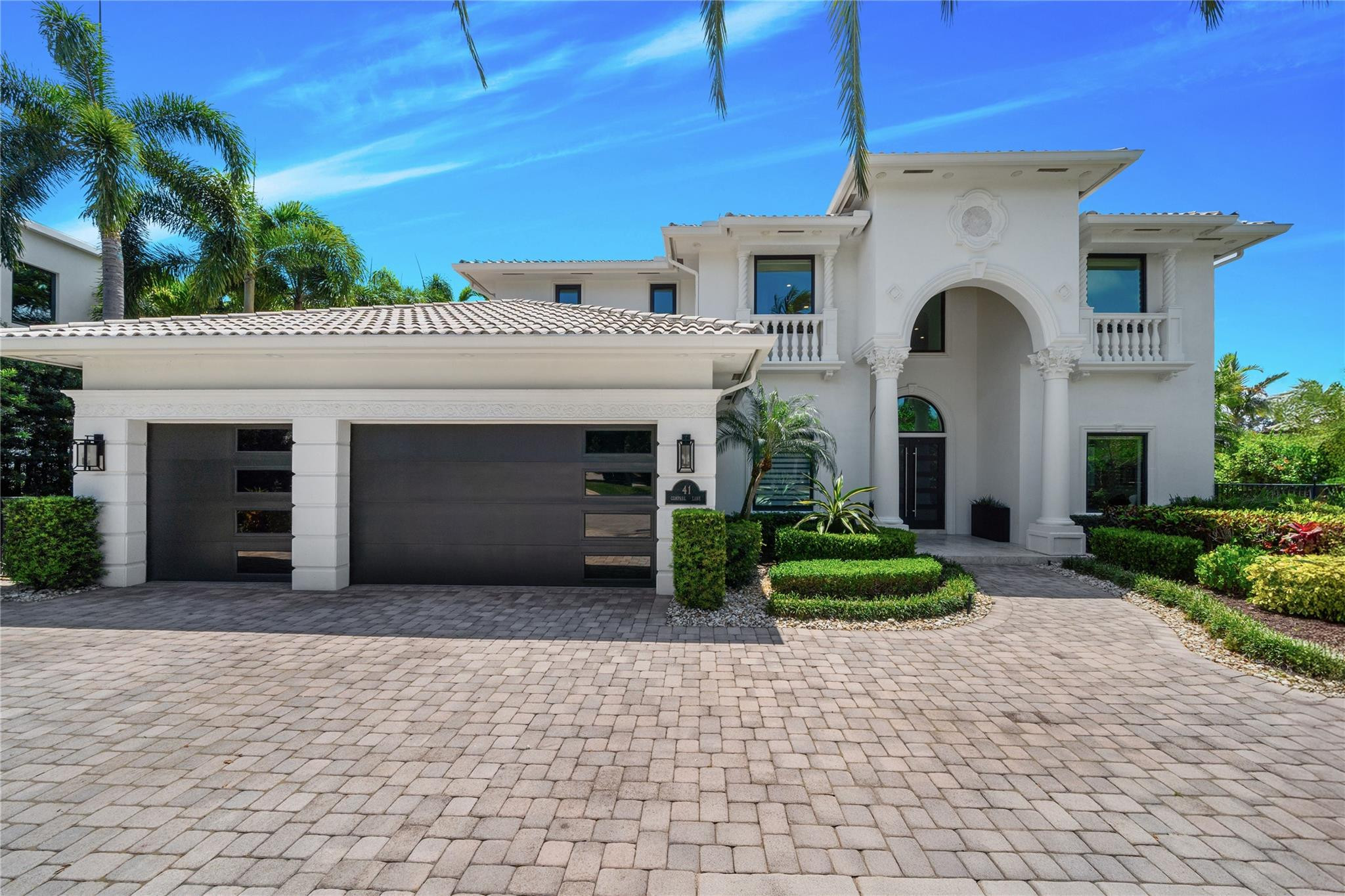 BAY COLONY - Residential