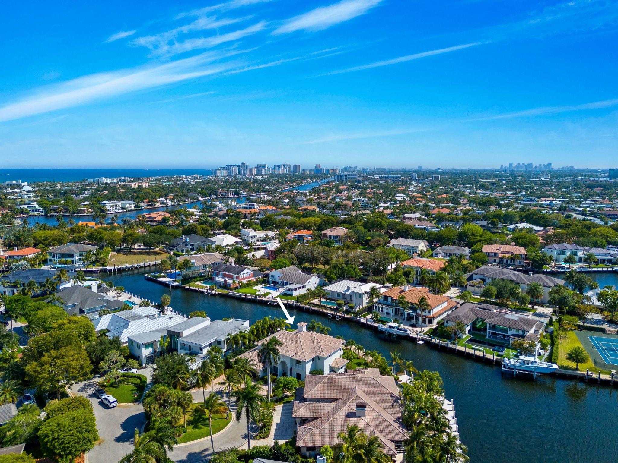 BAY COLONY - Residential