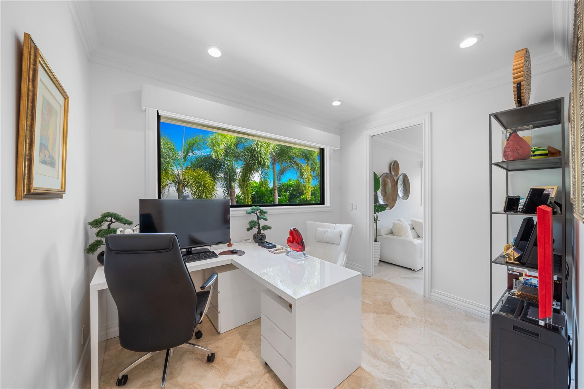 BAY COLONY - Residential