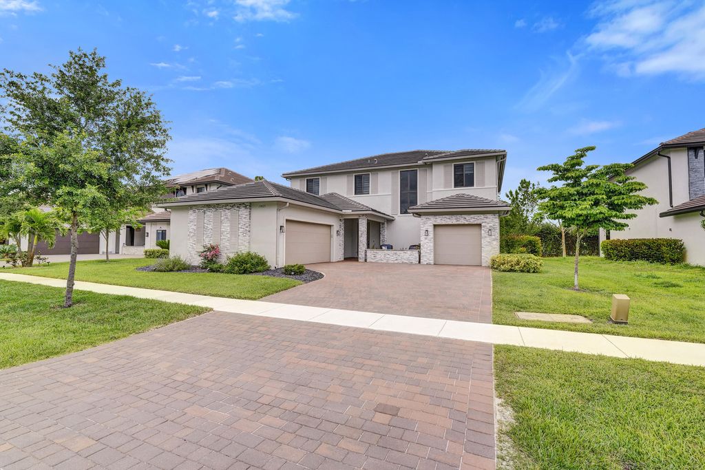 Photo of 13025 Addilyn Court, Davie, FL 33325 (MLS # B26016541)