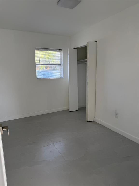 Sunset Lake Park 48-46 B - Residential Lease