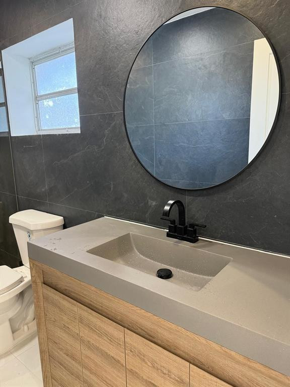 Sunset Lake Park 48-46 B - Residential Lease