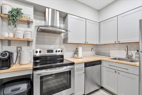 2426 SE 17th St 103A Fort Lauderdale FL 33316