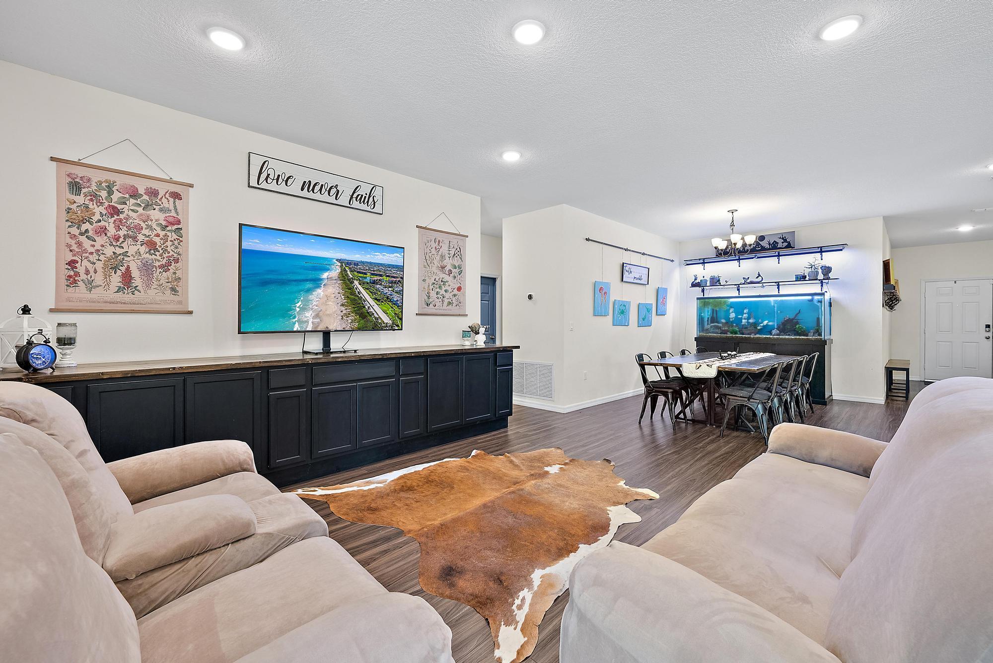 PORT ST LUCIE SECTION 2 - Residential