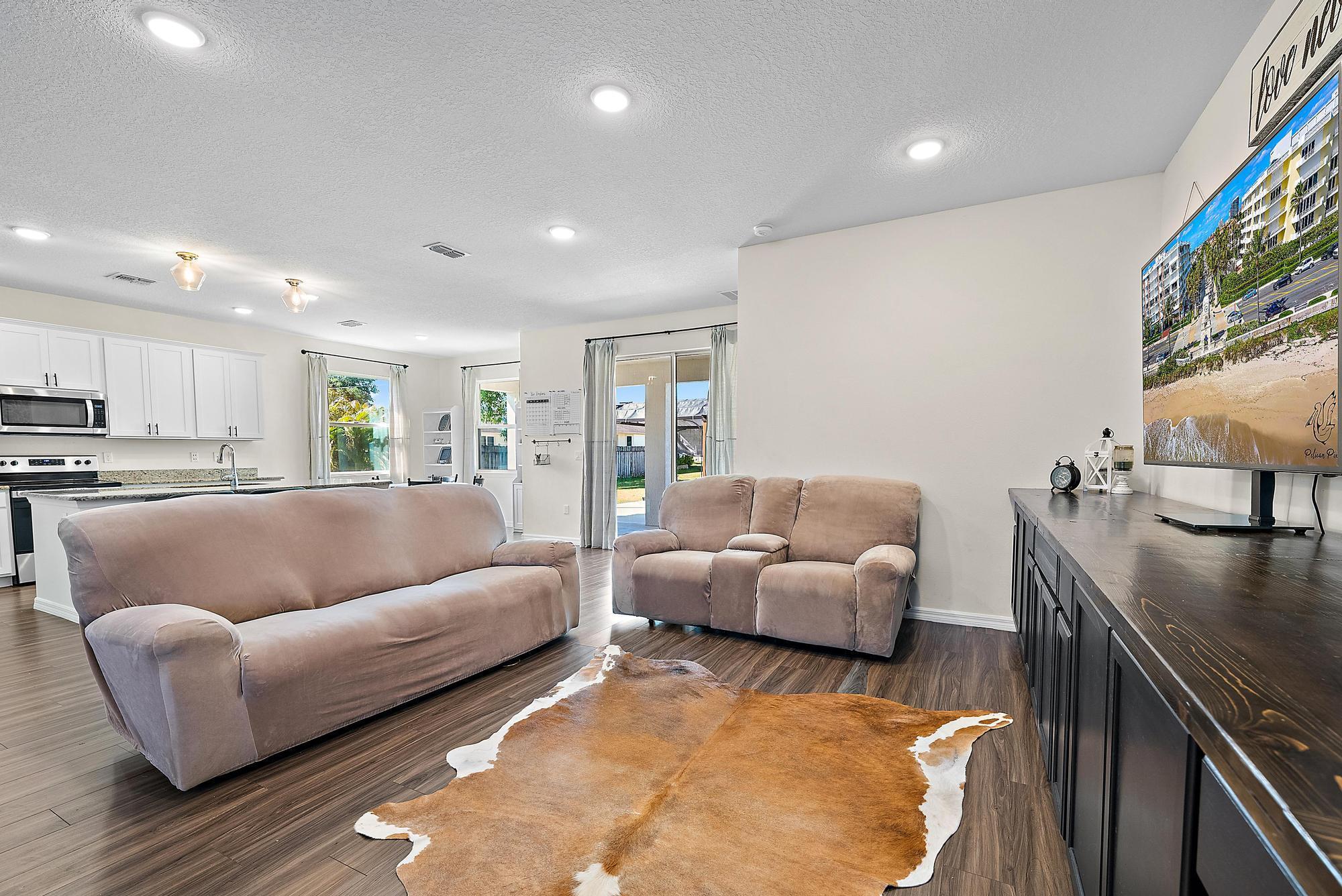 PORT ST LUCIE SECTION 2 - Residential