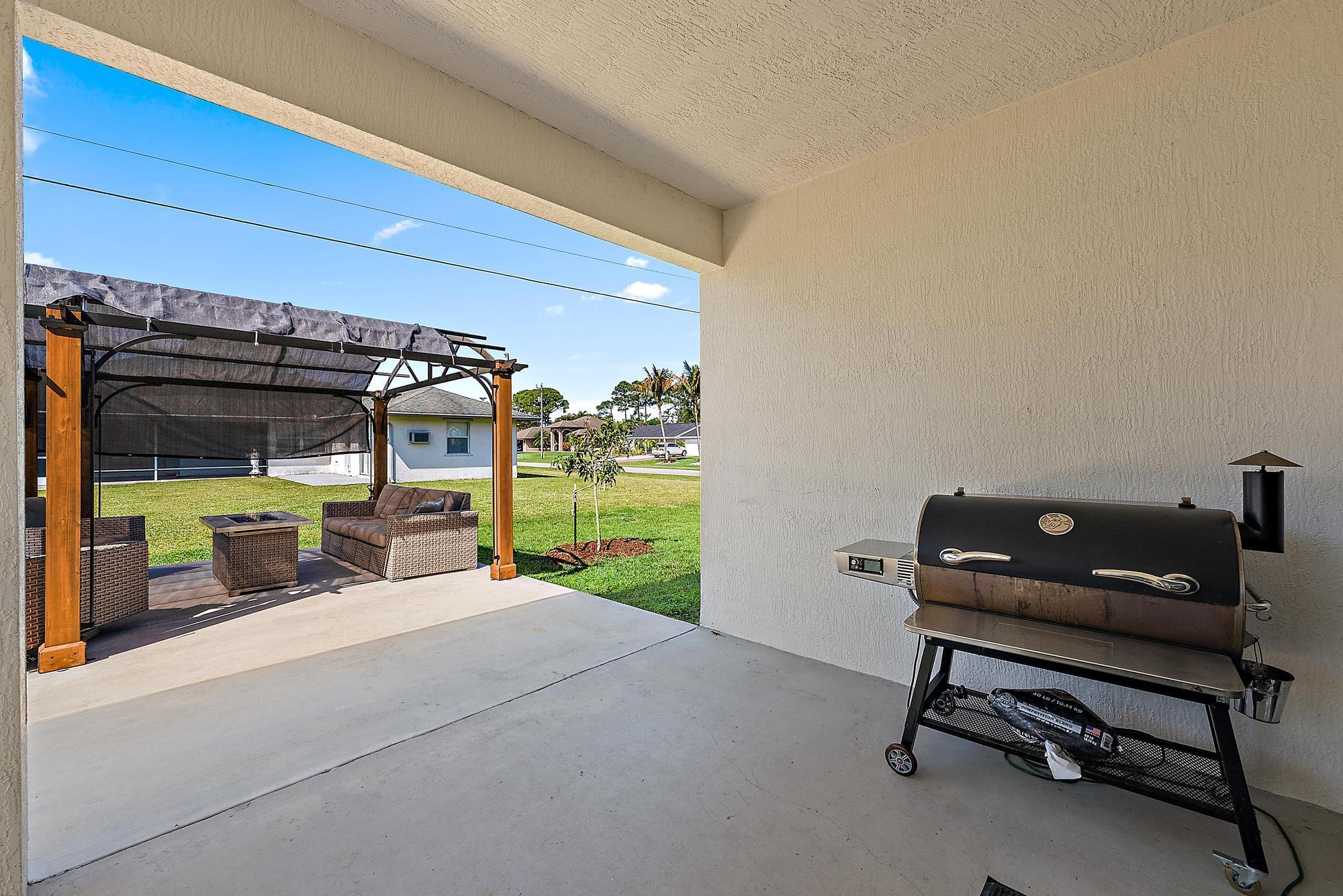 PORT ST LUCIE SECTION 2 - Residential