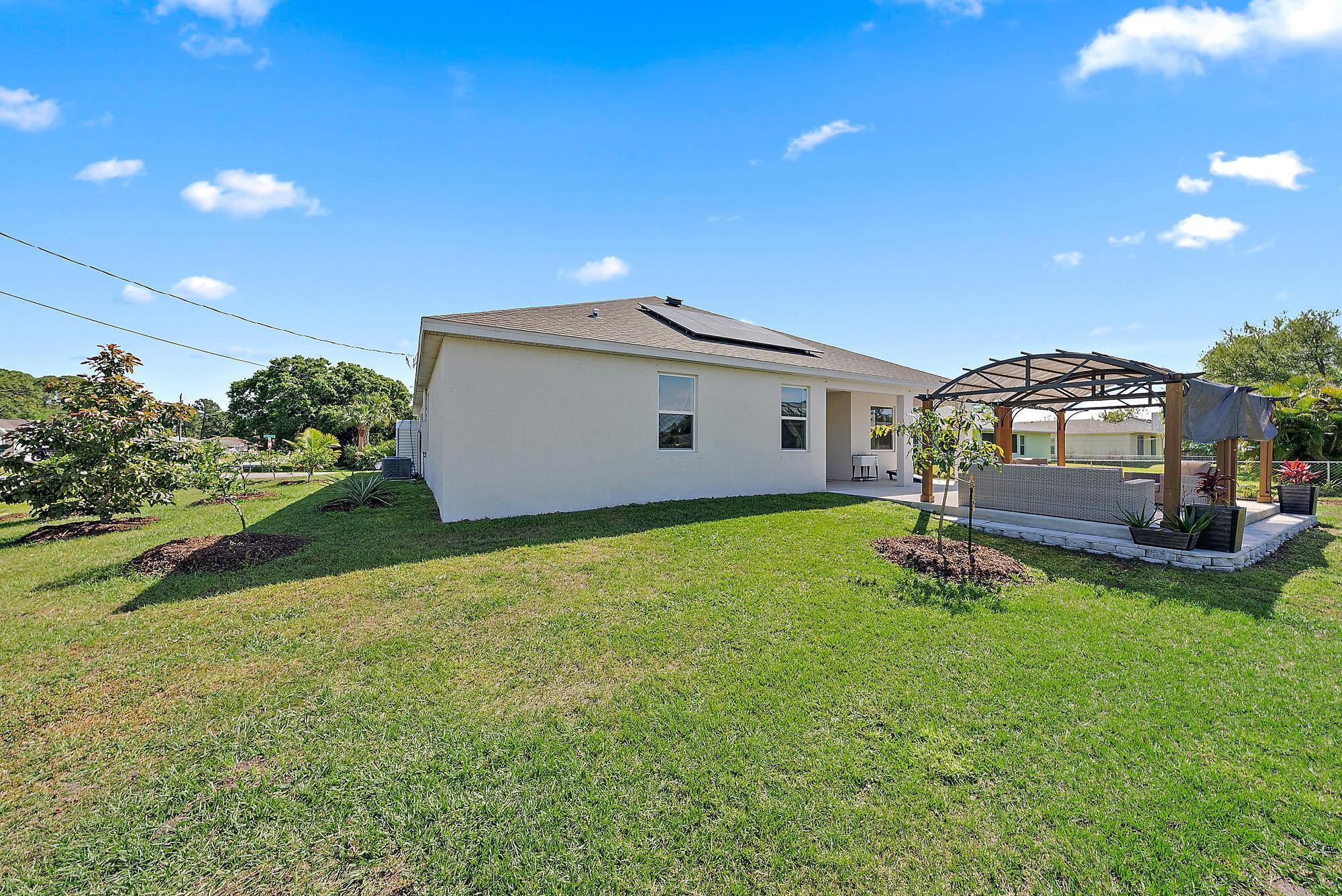 PORT ST LUCIE SECTION 2 - Residential