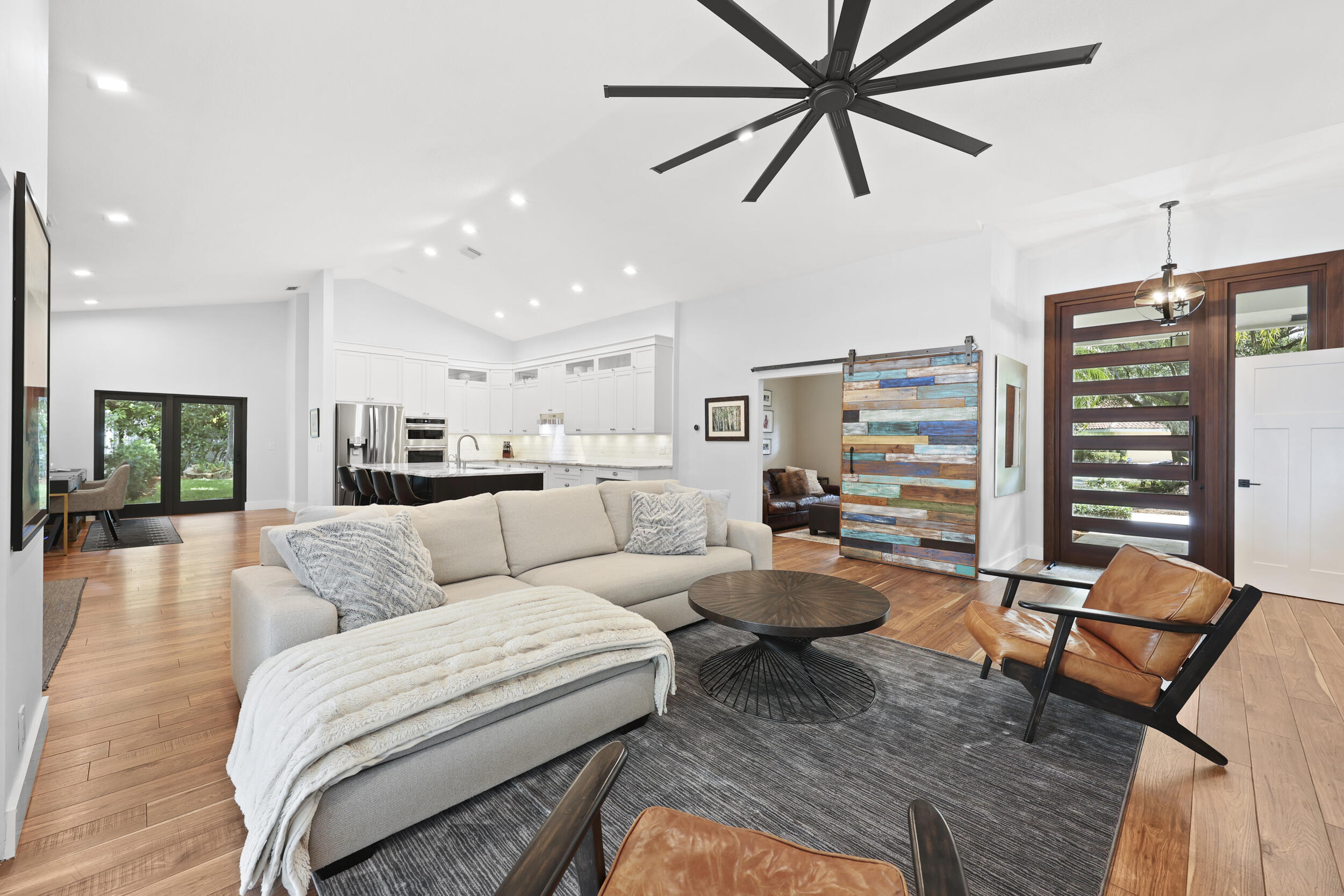 VERONA WOODS - Residential