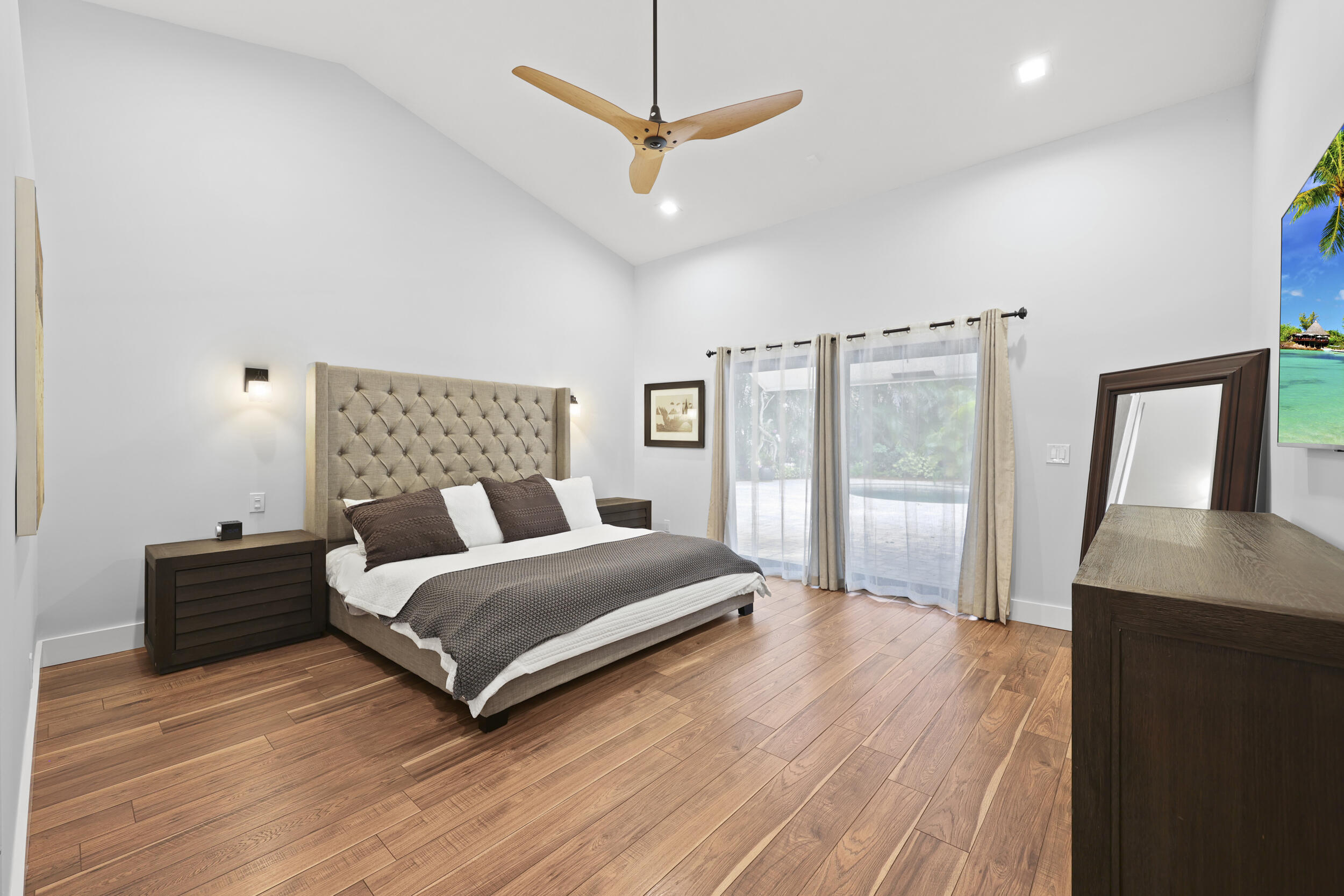 VERONA WOODS - Residential
