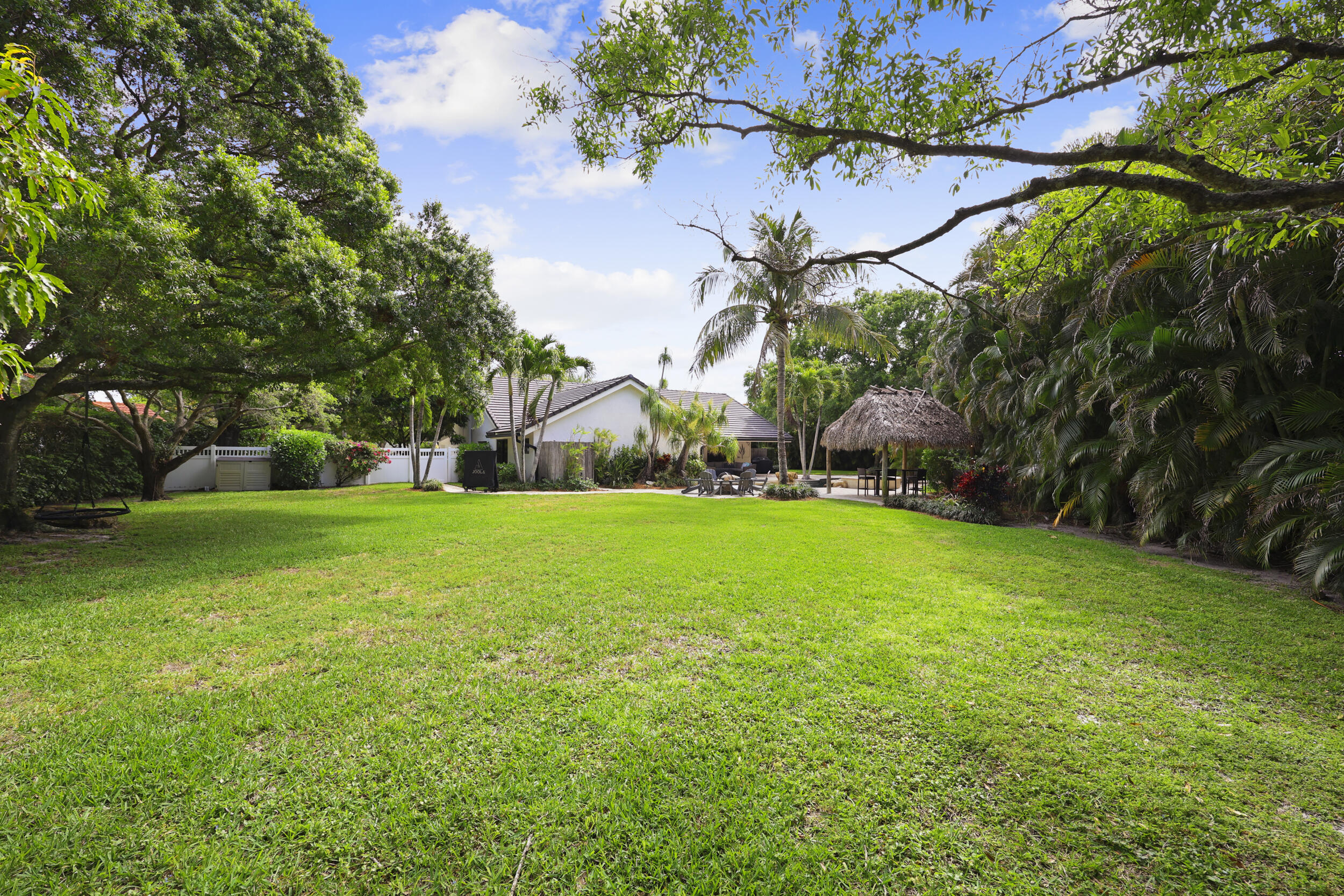 VERONA WOODS - Residential