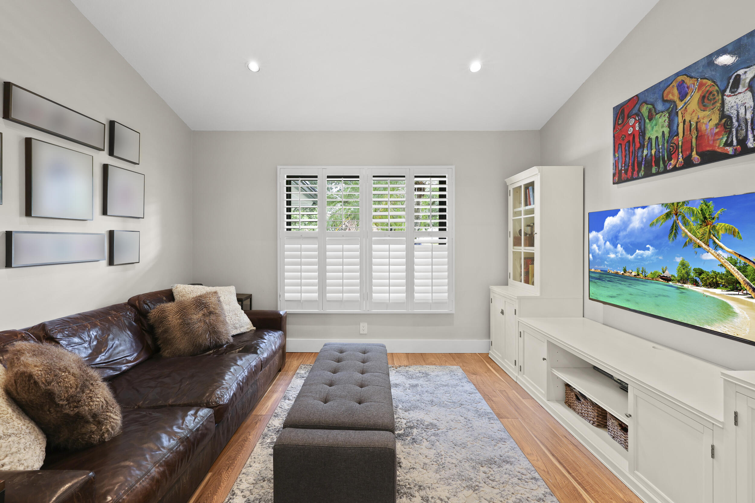 VERONA WOODS - Residential