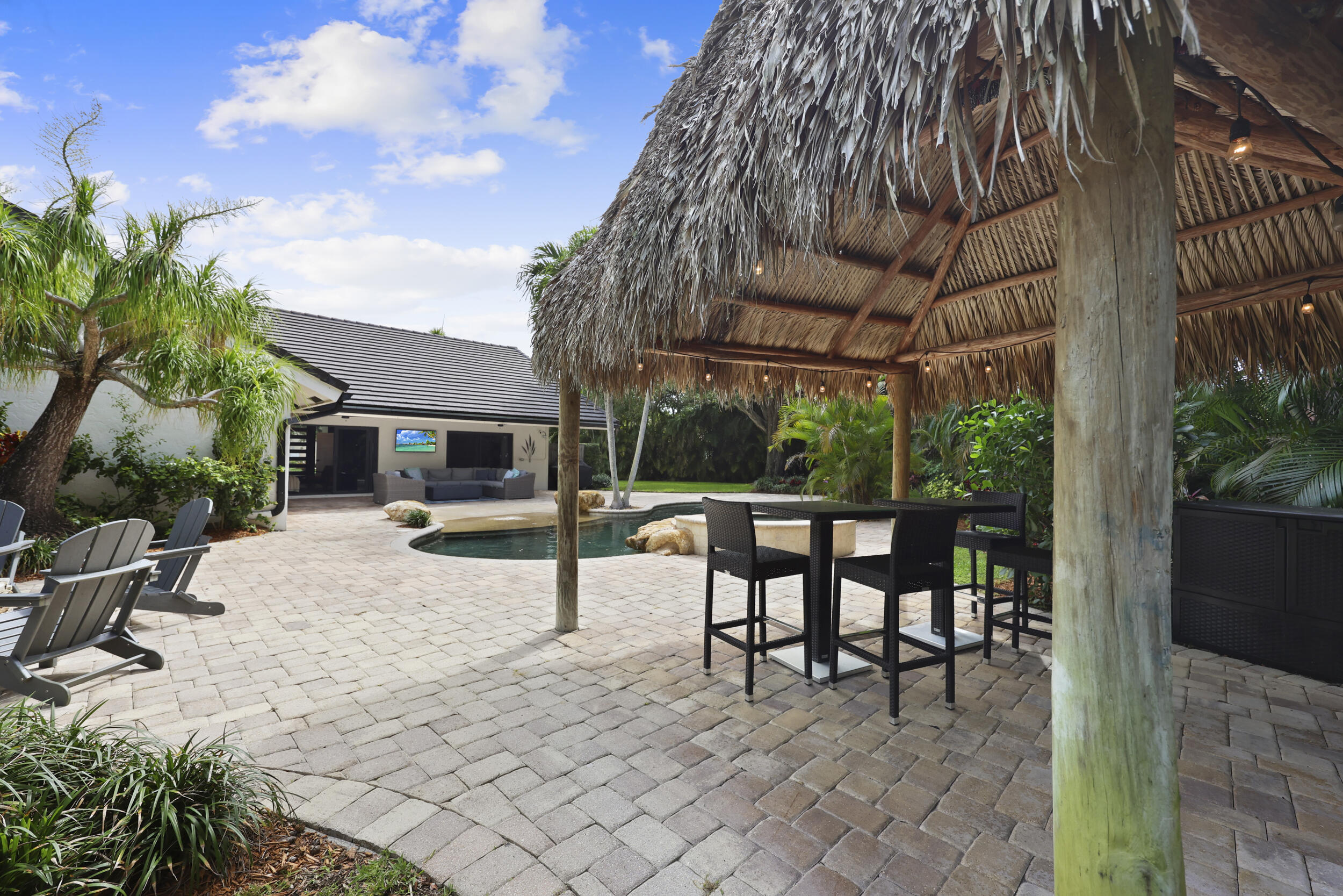 VERONA WOODS - Residential