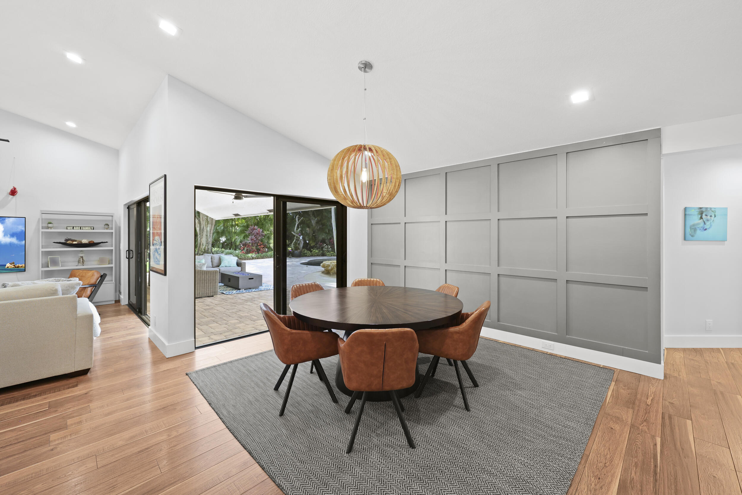 VERONA WOODS - Residential