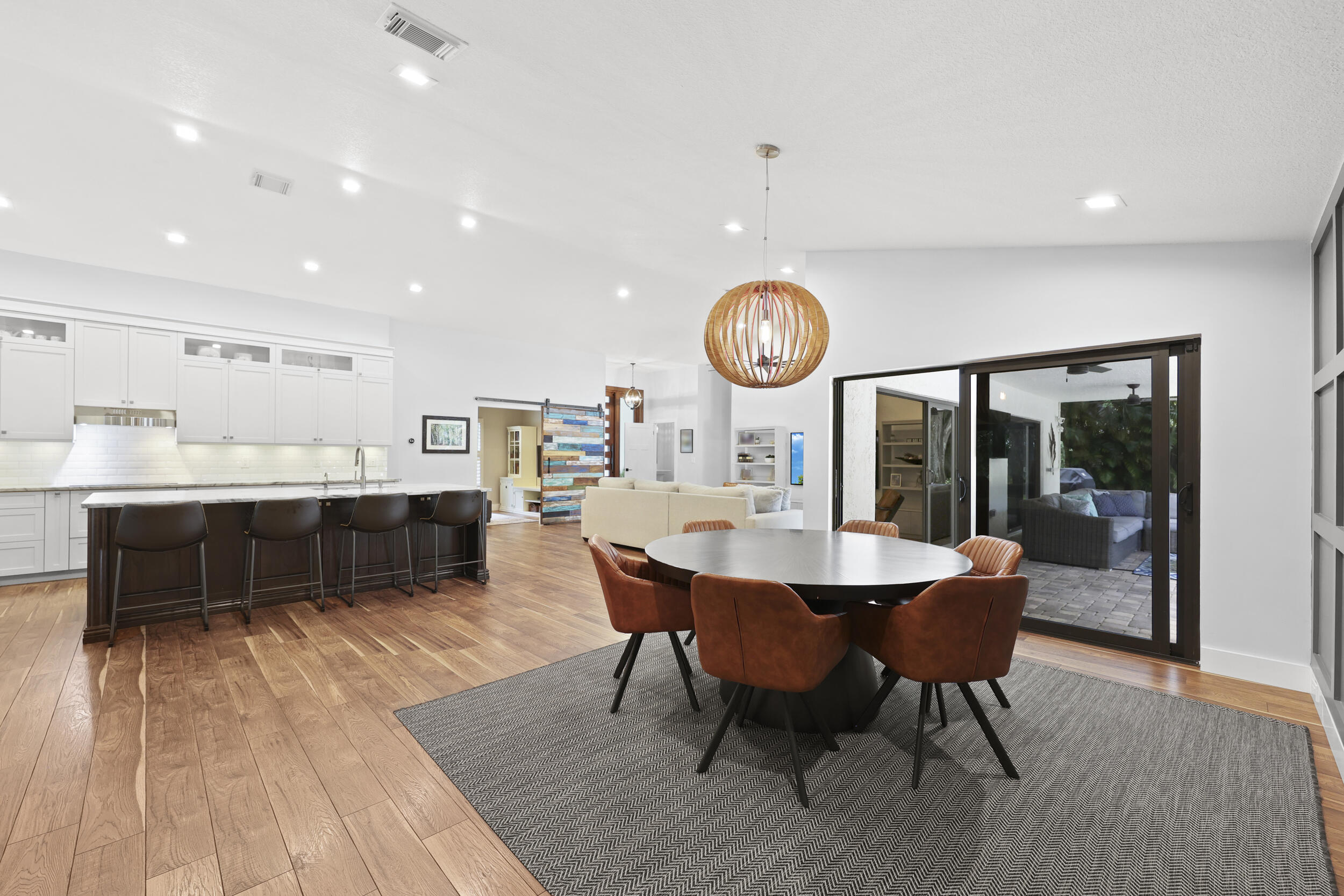 VERONA WOODS - Residential