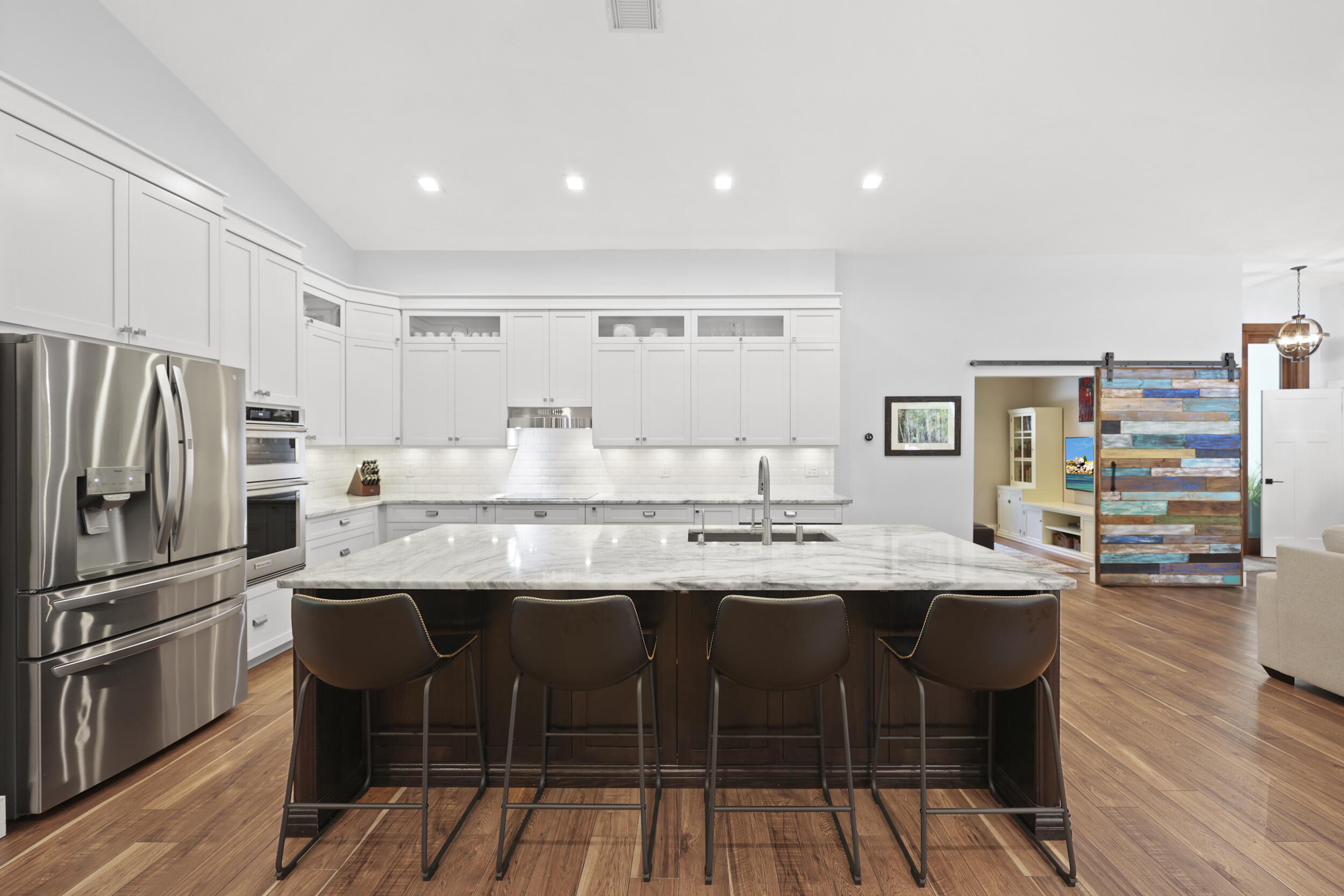 VERONA WOODS - Residential