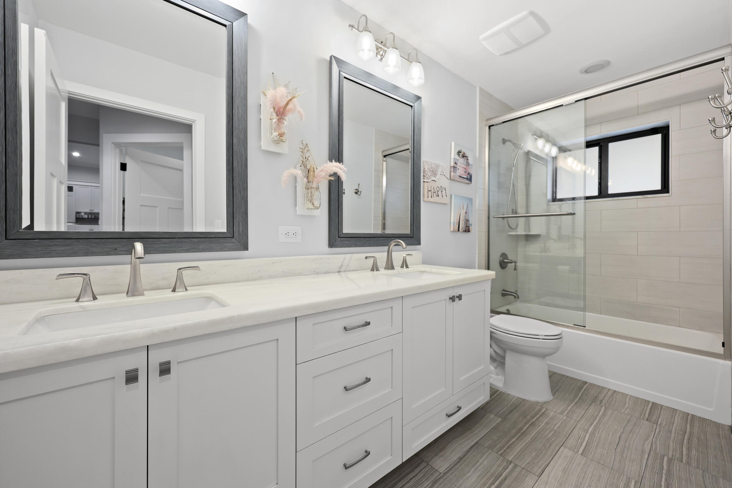 VERONA WOODS - Residential