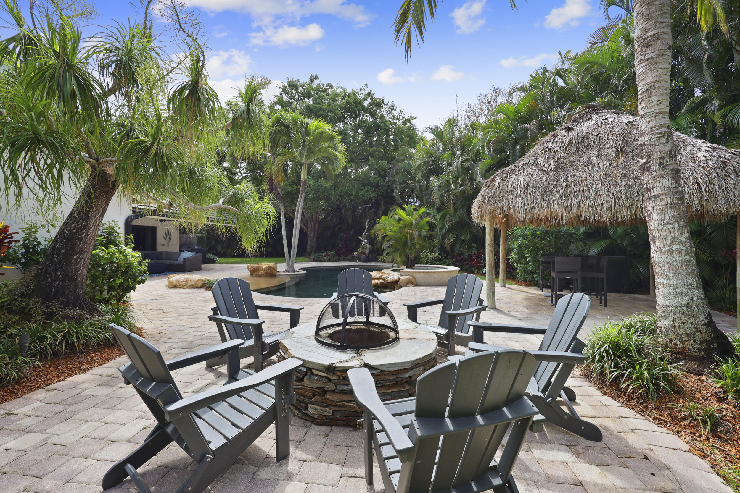 VERONA WOODS - Residential
