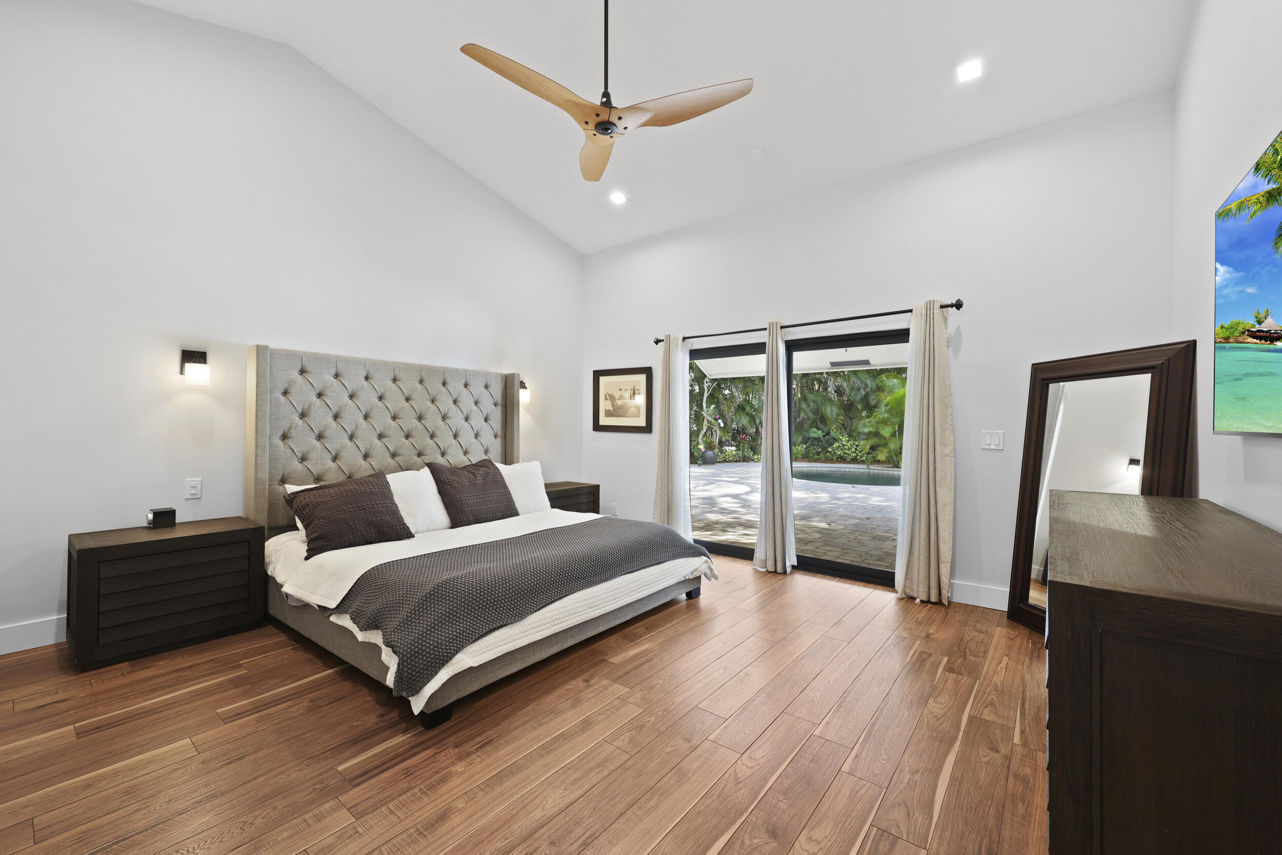 VERONA WOODS - Residential
