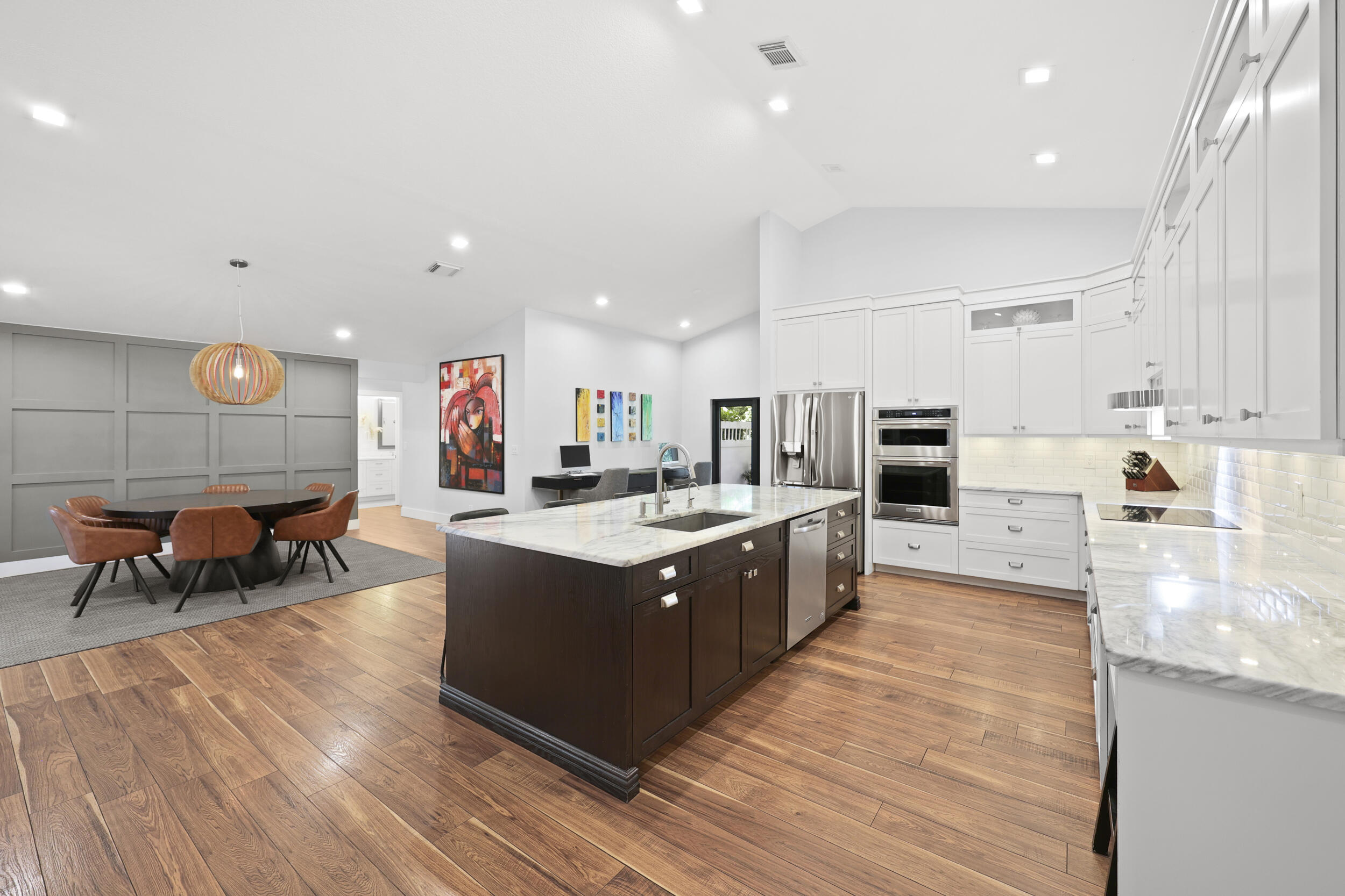VERONA WOODS - Residential