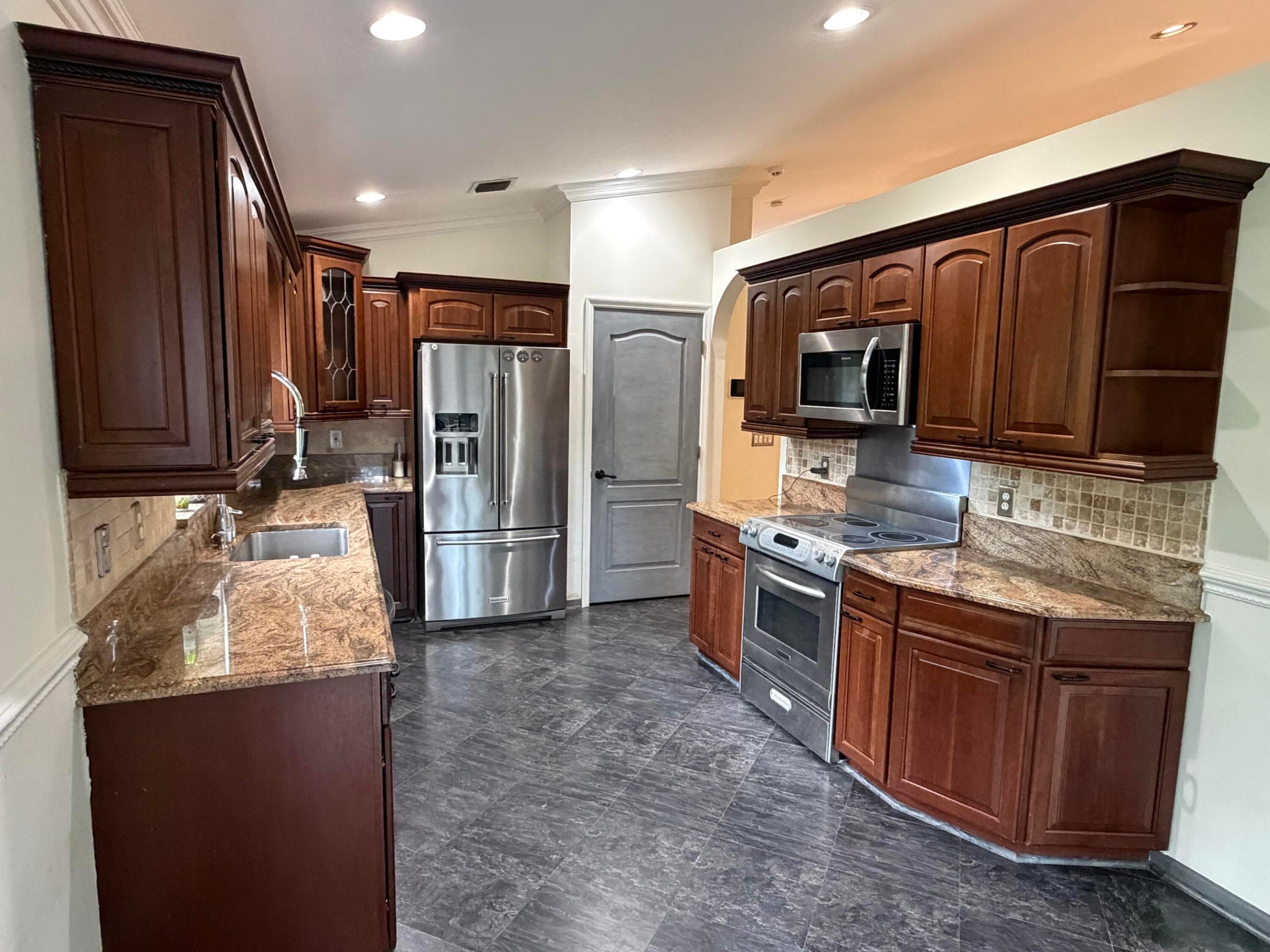 BOCA PINES 2 - Residential Lease