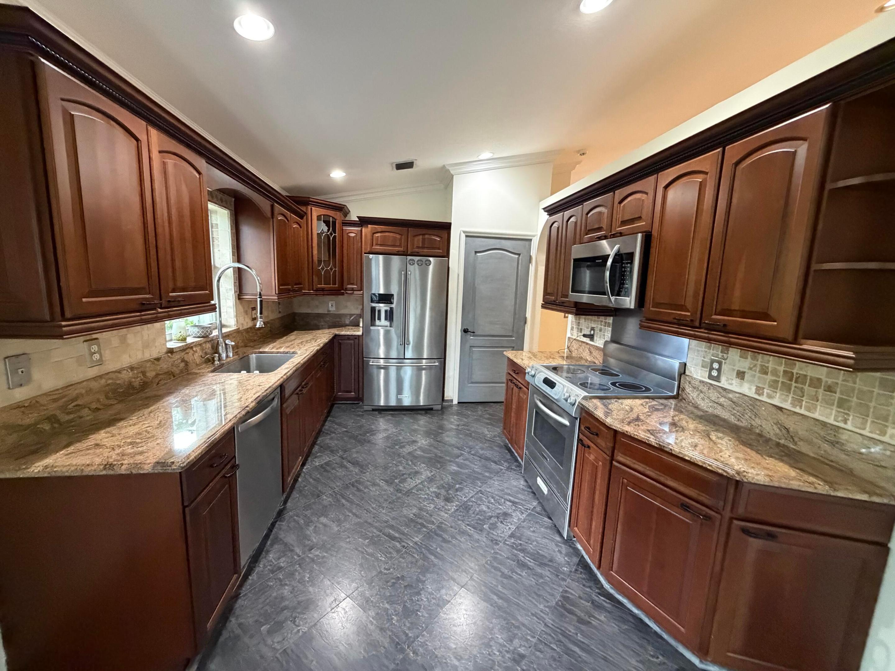 BOCA PINES 2 - Residential Lease