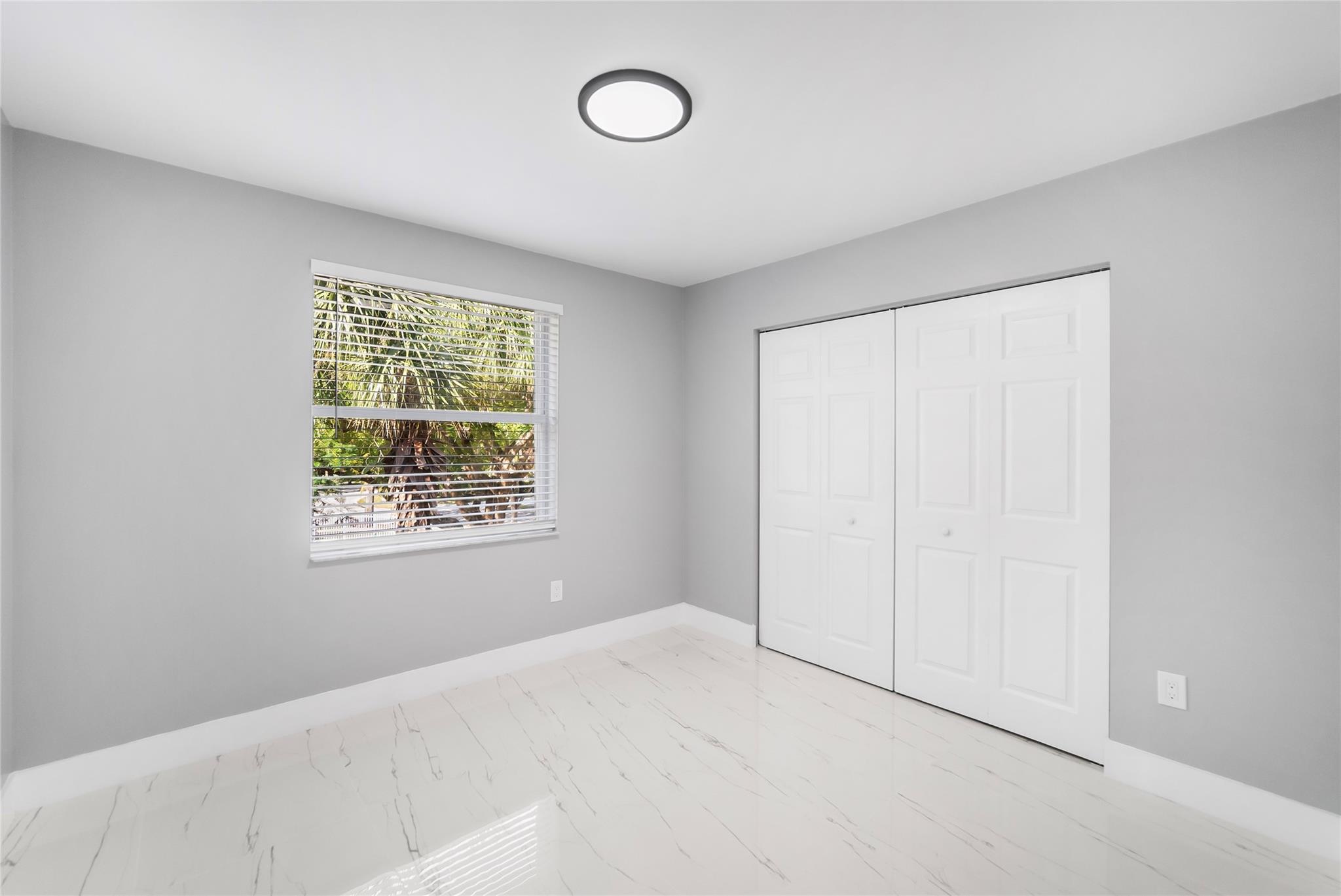 Riviera Isles III 172-36 - Residential Lease