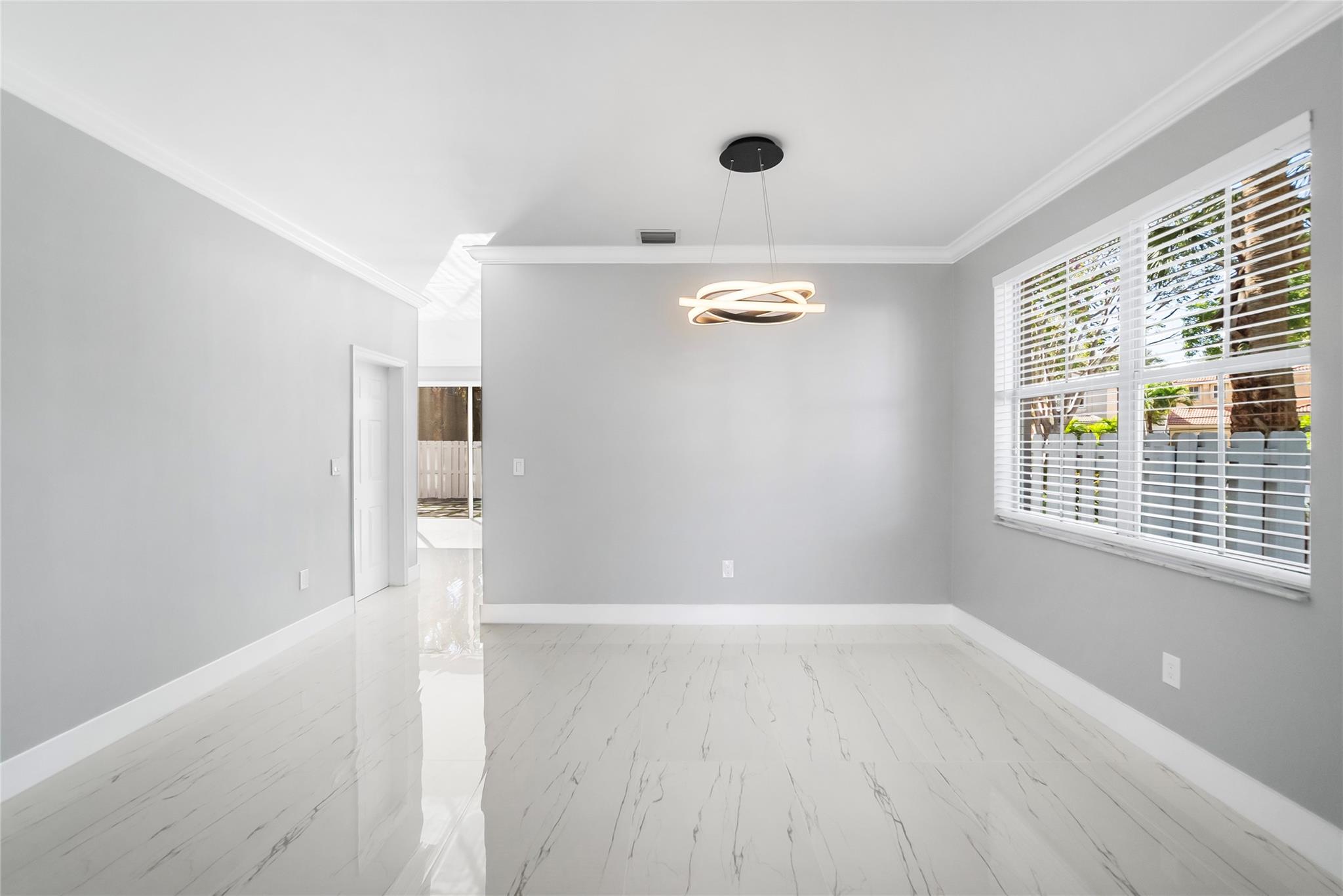 Riviera Isles III 172-36 - Residential Lease