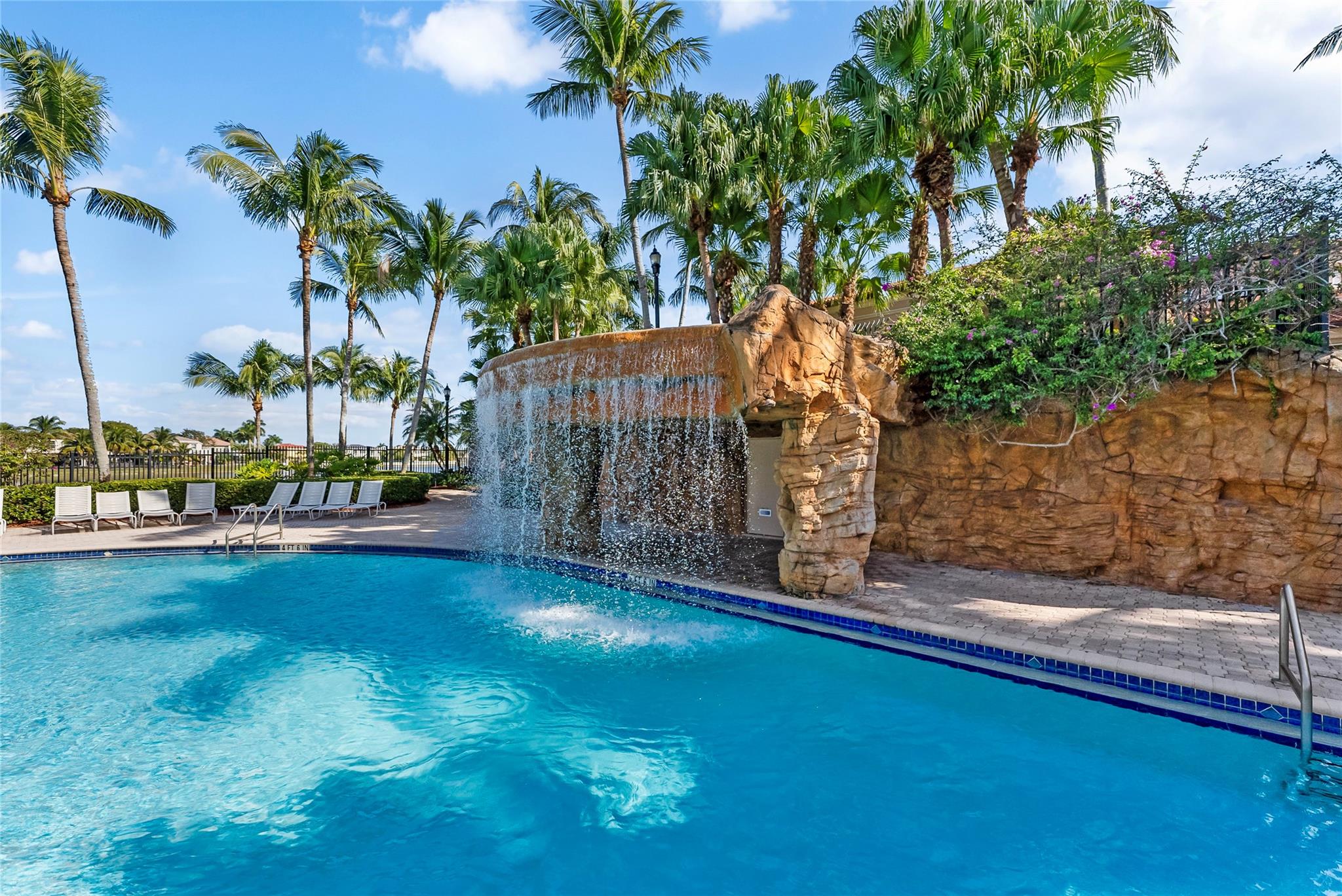 Riviera Isles III 172-36 - Residential Lease