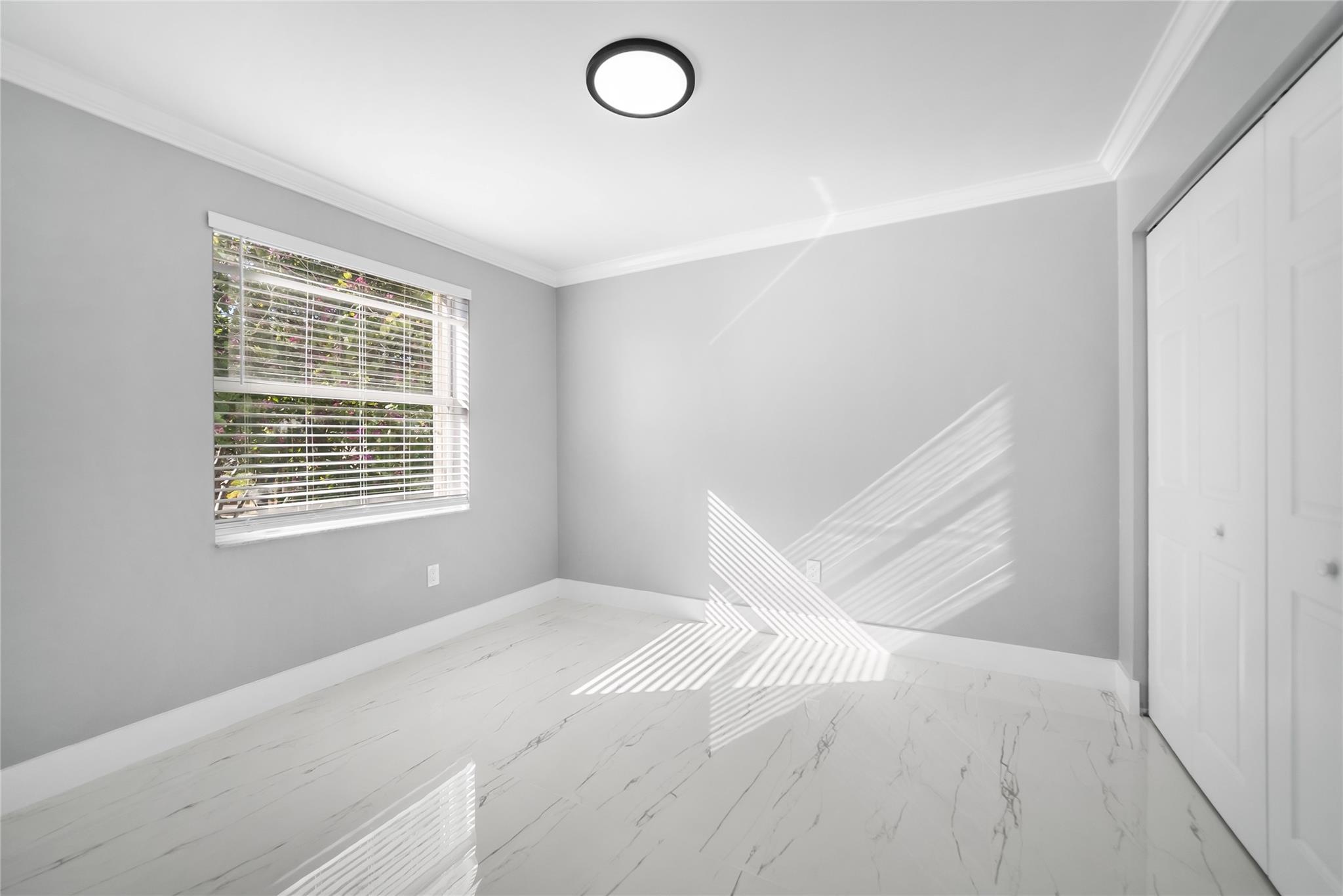 Riviera Isles III 172-36 - Residential Lease