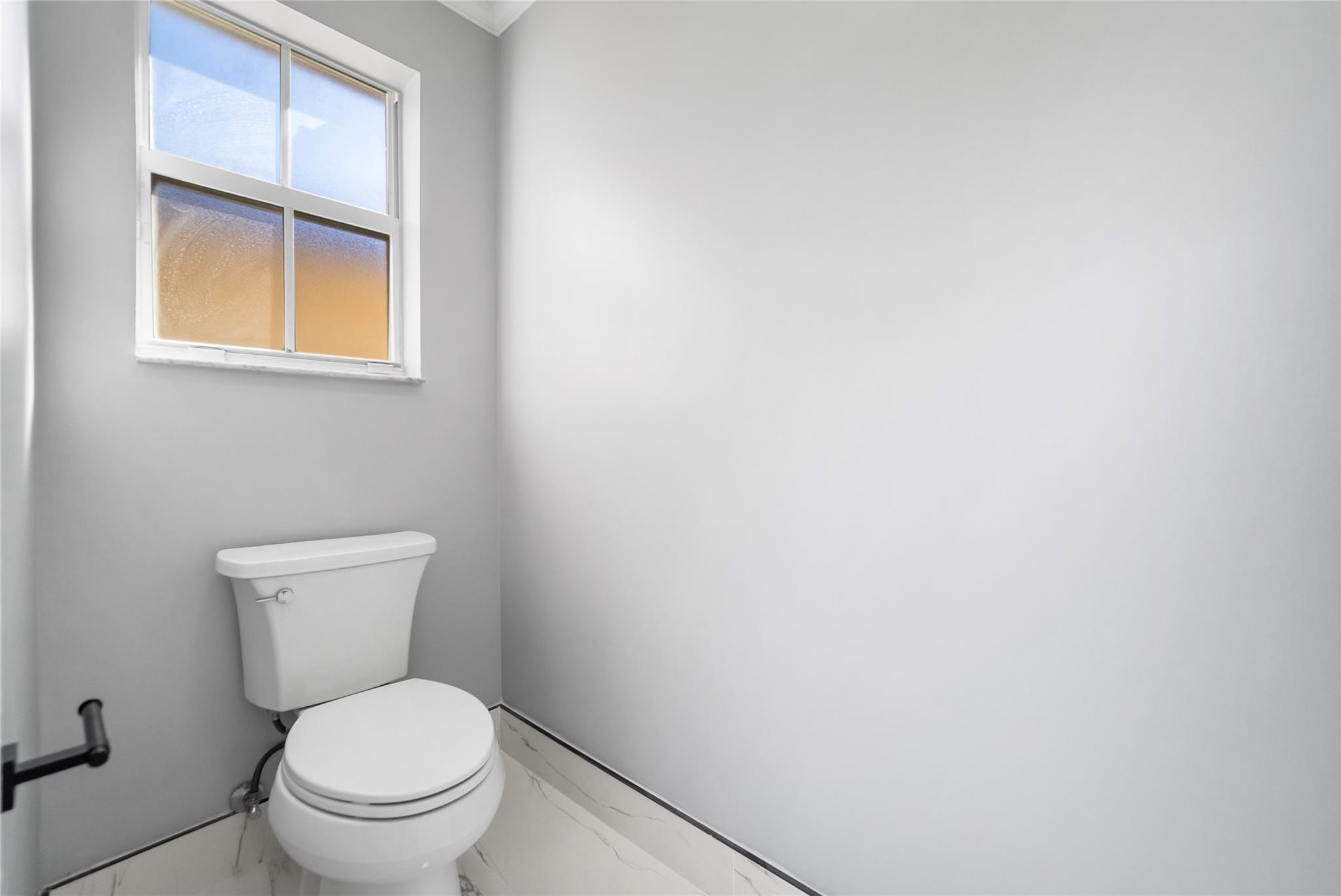 Riviera Isles III 172-36 - Residential Lease