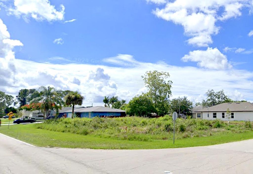 Photo of 1190 SW Del Rio Boulevard, Port Saint Lucie, FL 34953 (MLS # R11024491)