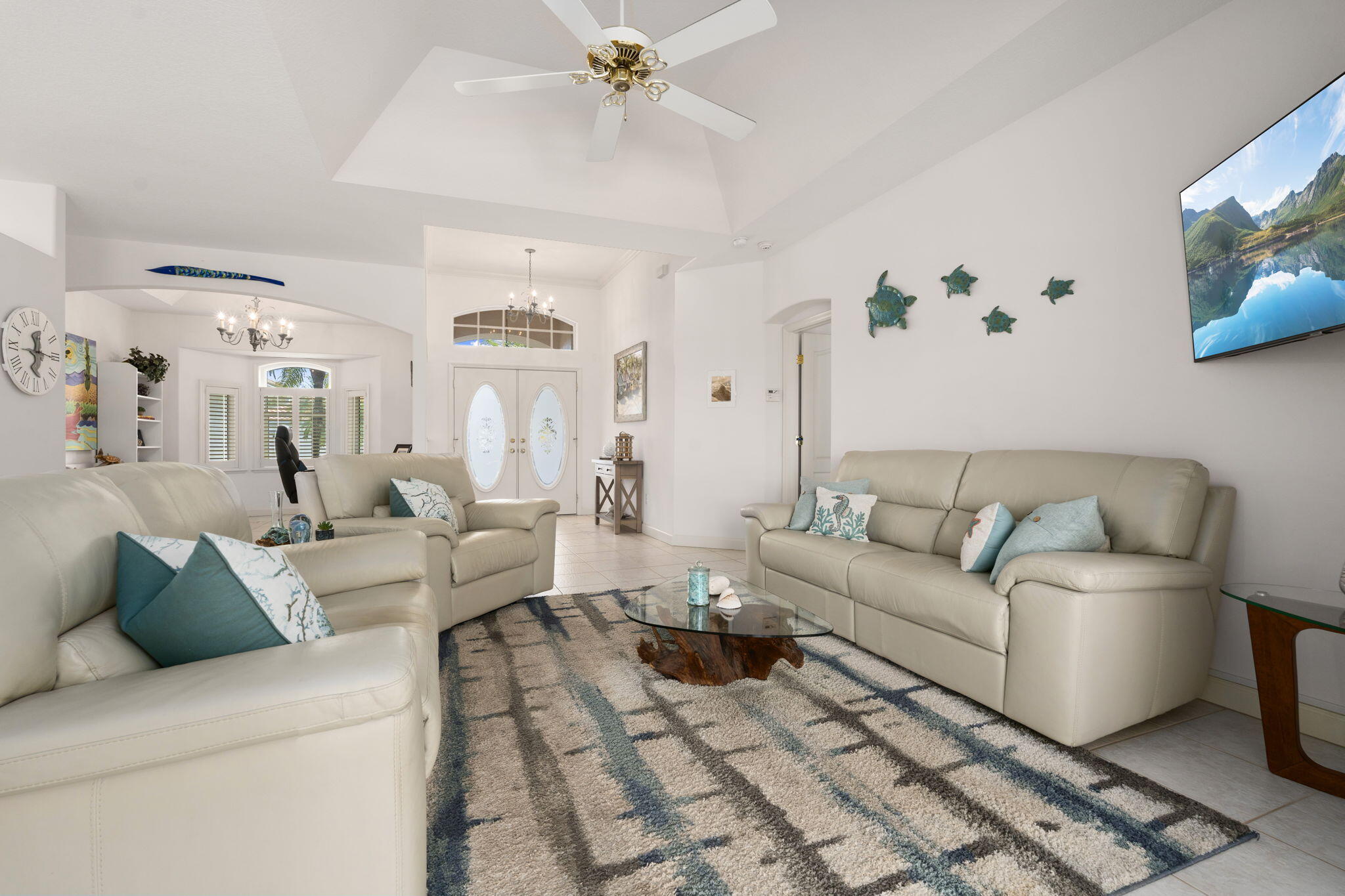 LOST LAKE AT HOBE SOUND - Residential