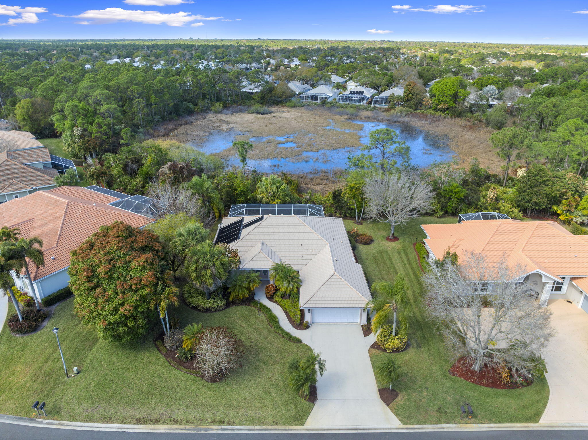 LOST LAKE AT HOBE SOUND - Residential