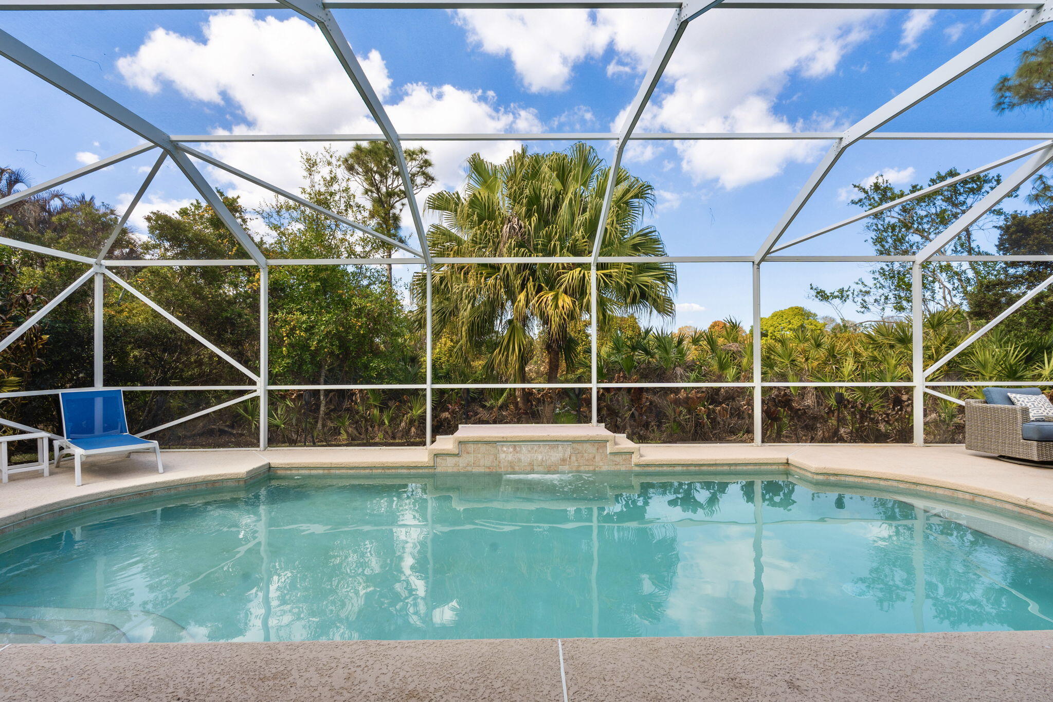 LOST LAKE AT HOBE SOUND - Residential