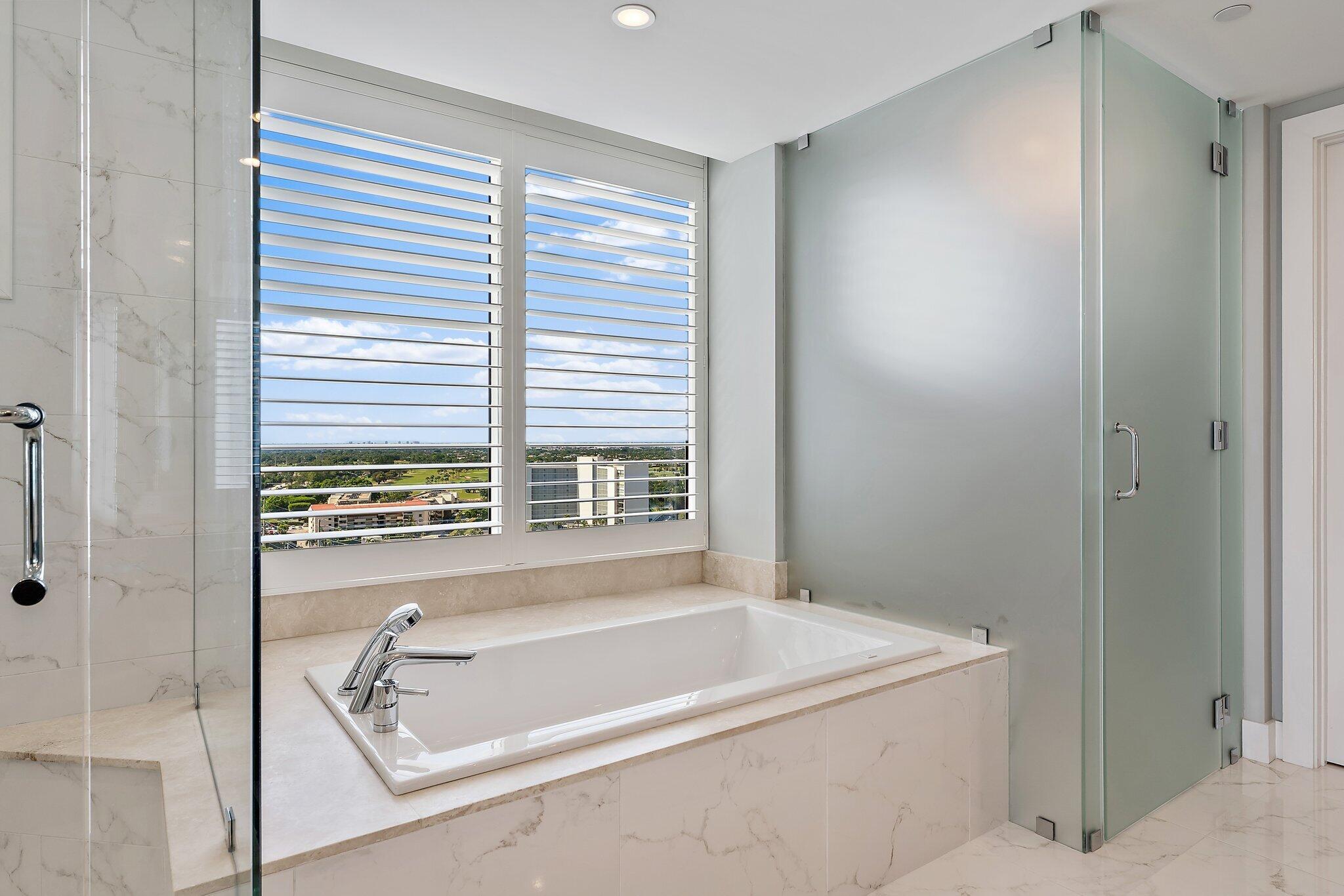 WATER CLUB NORTH PALM BEA - Residential
