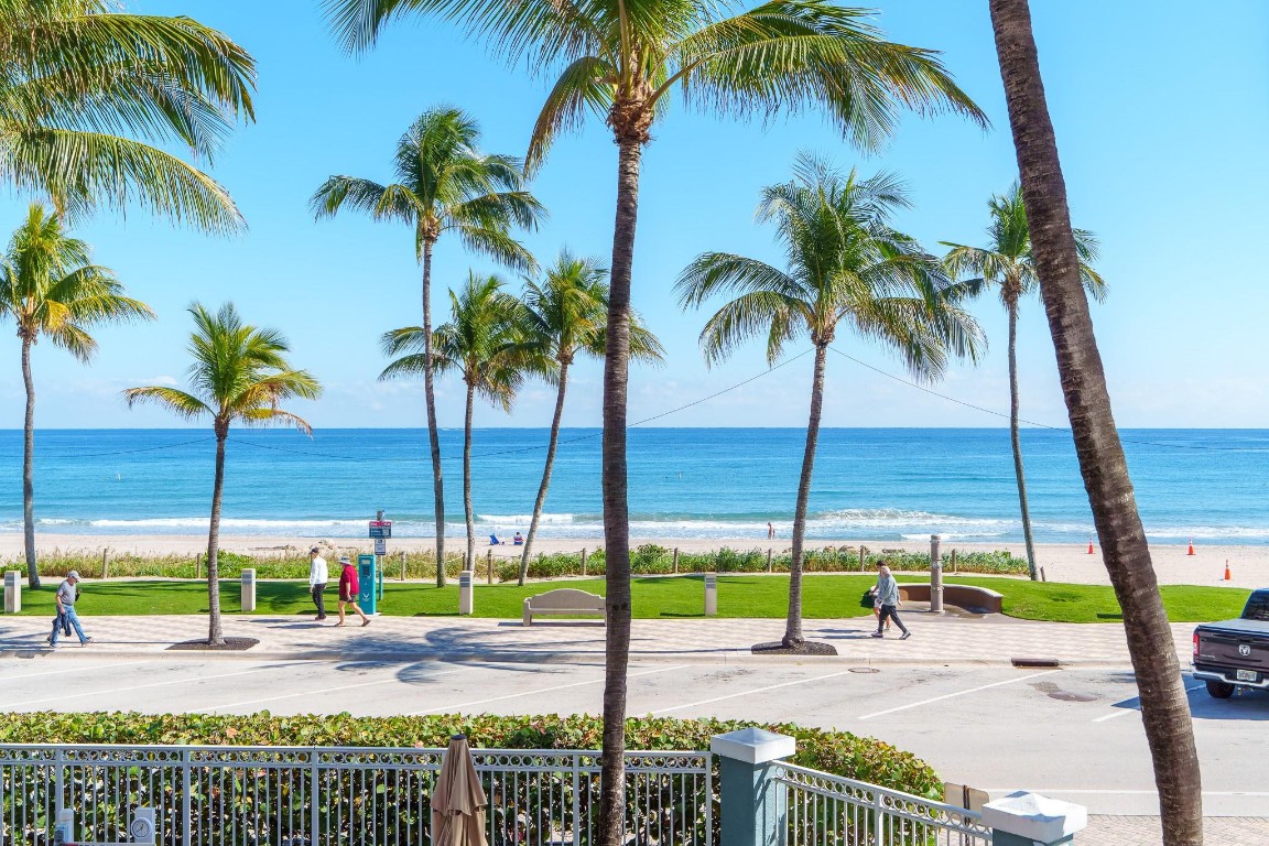 OCEAN PLAZA - Residential