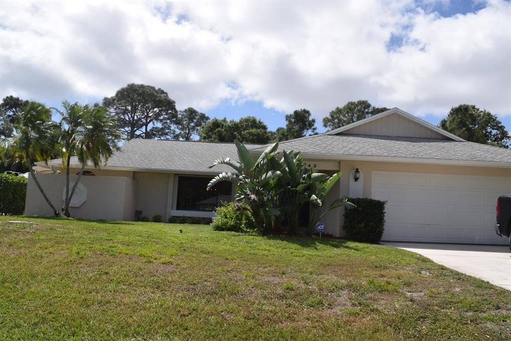 Photo of 742 SE Starflower Avenue, Port Saint Lucie, FL 34983 (MLS # R10876179)