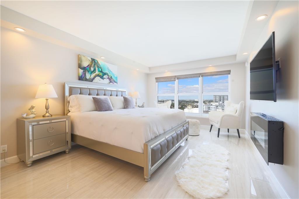 Playa Del Sol - Residential