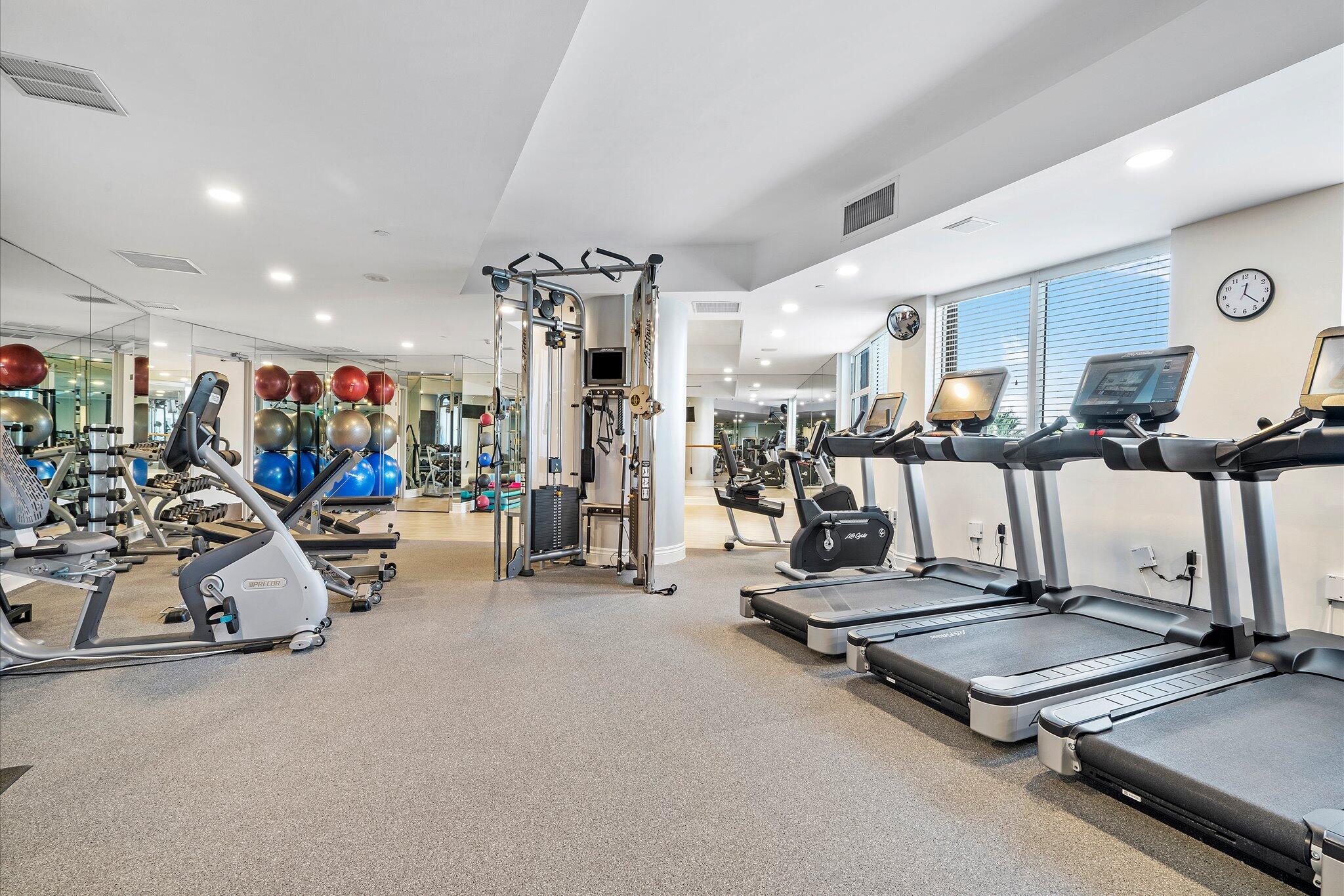 LHERMITAGE II CONDOMINIUM - Residential Lease