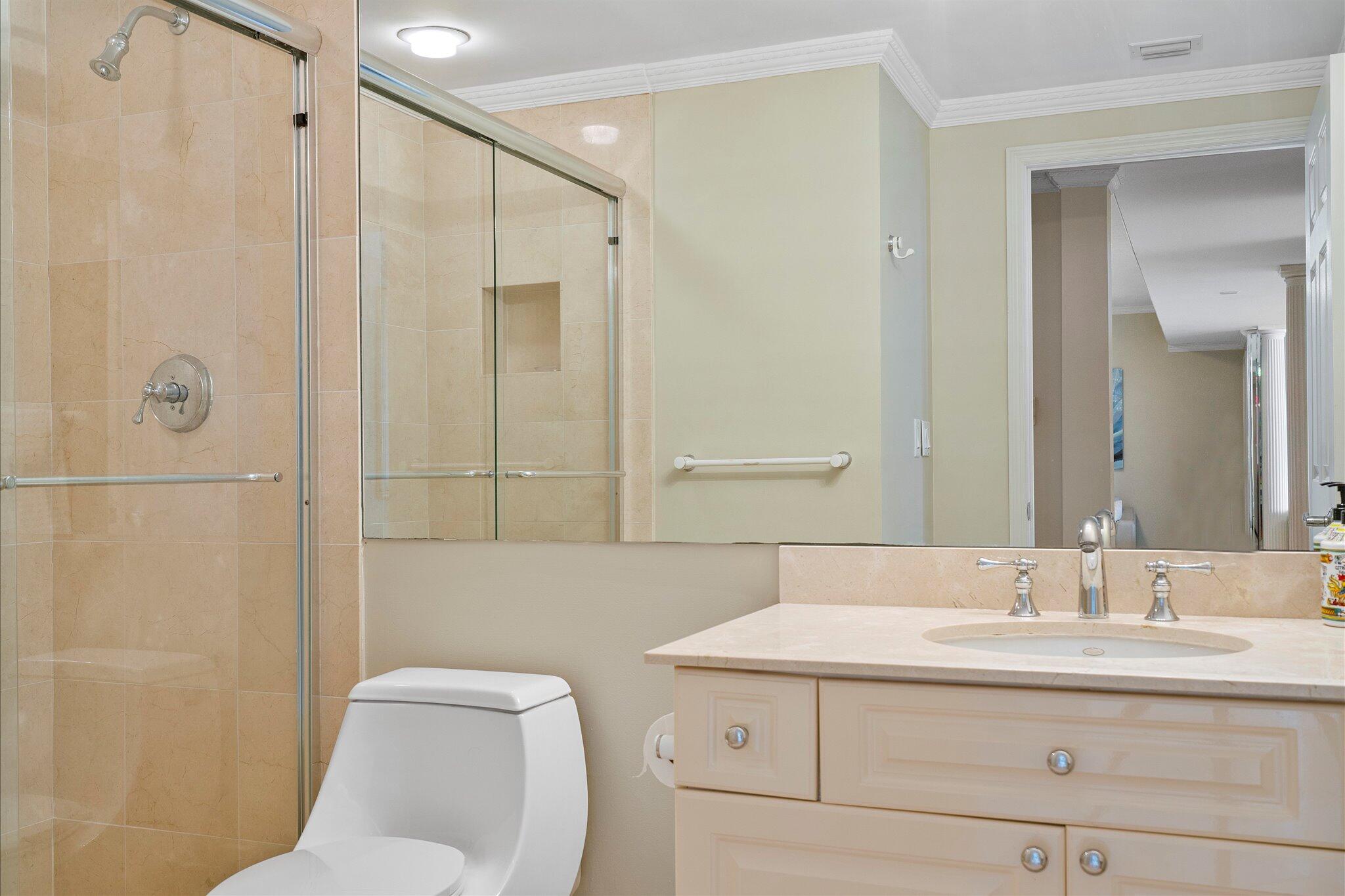 LHERMITAGE II CONDOMINIUM - Residential Lease