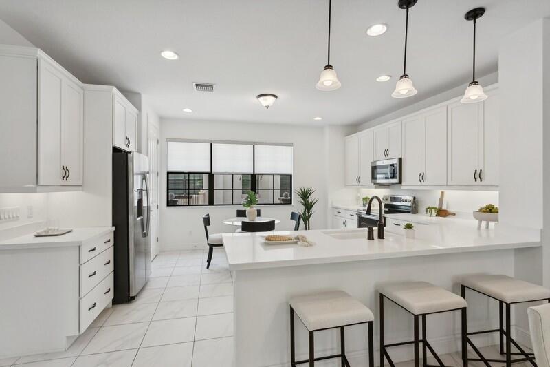 CASA DEL MAR - Residential