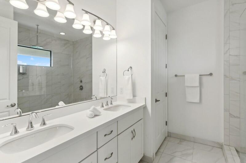 CASA DEL MAR - Residential