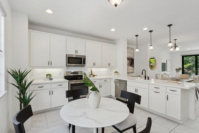 CASA DEL MAR - Residential