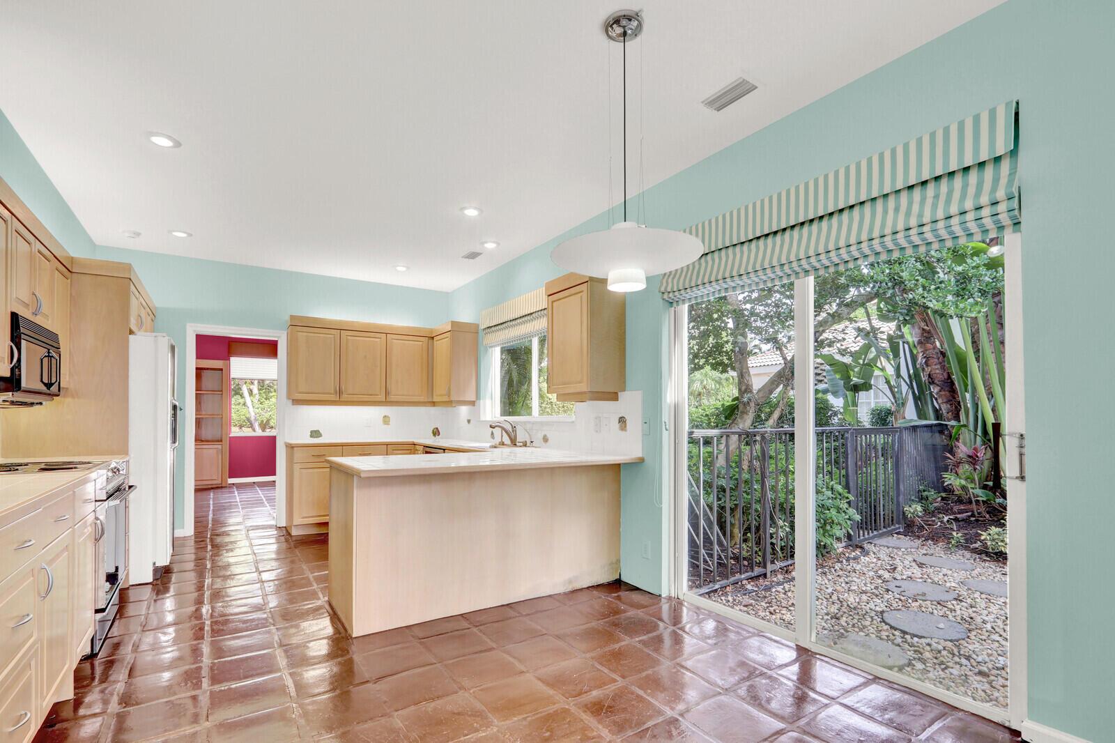 FRENCHMANS CREEK PAR C-1- - Residential