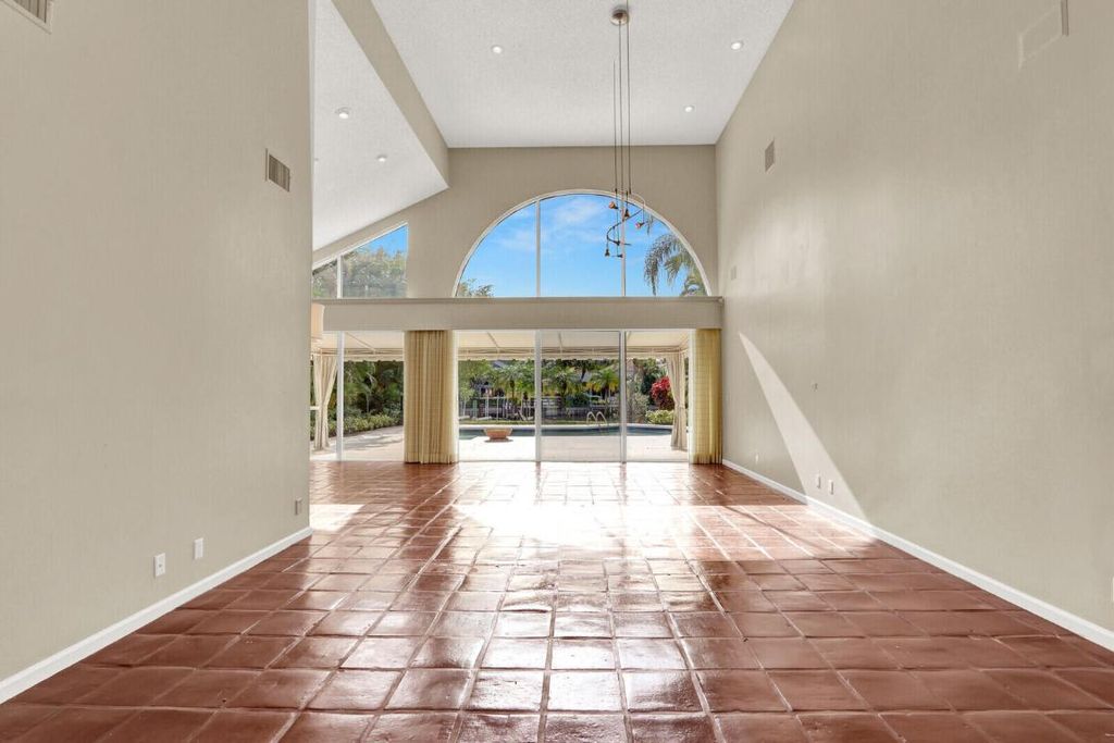 Photo of 2571 Marseille Drive, Palm Beach Gardens, FL 33410 (MLS # R11148089)