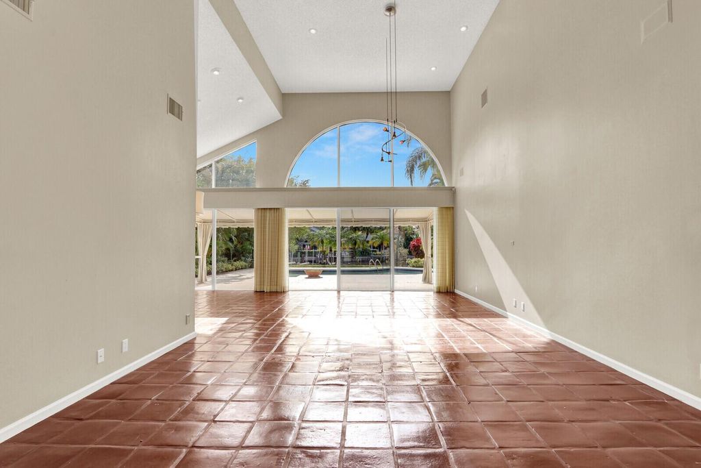 Photo of 2571 Marseille Drive, Palm Beach Gardens, FL 33410 (MLS # R11148089)