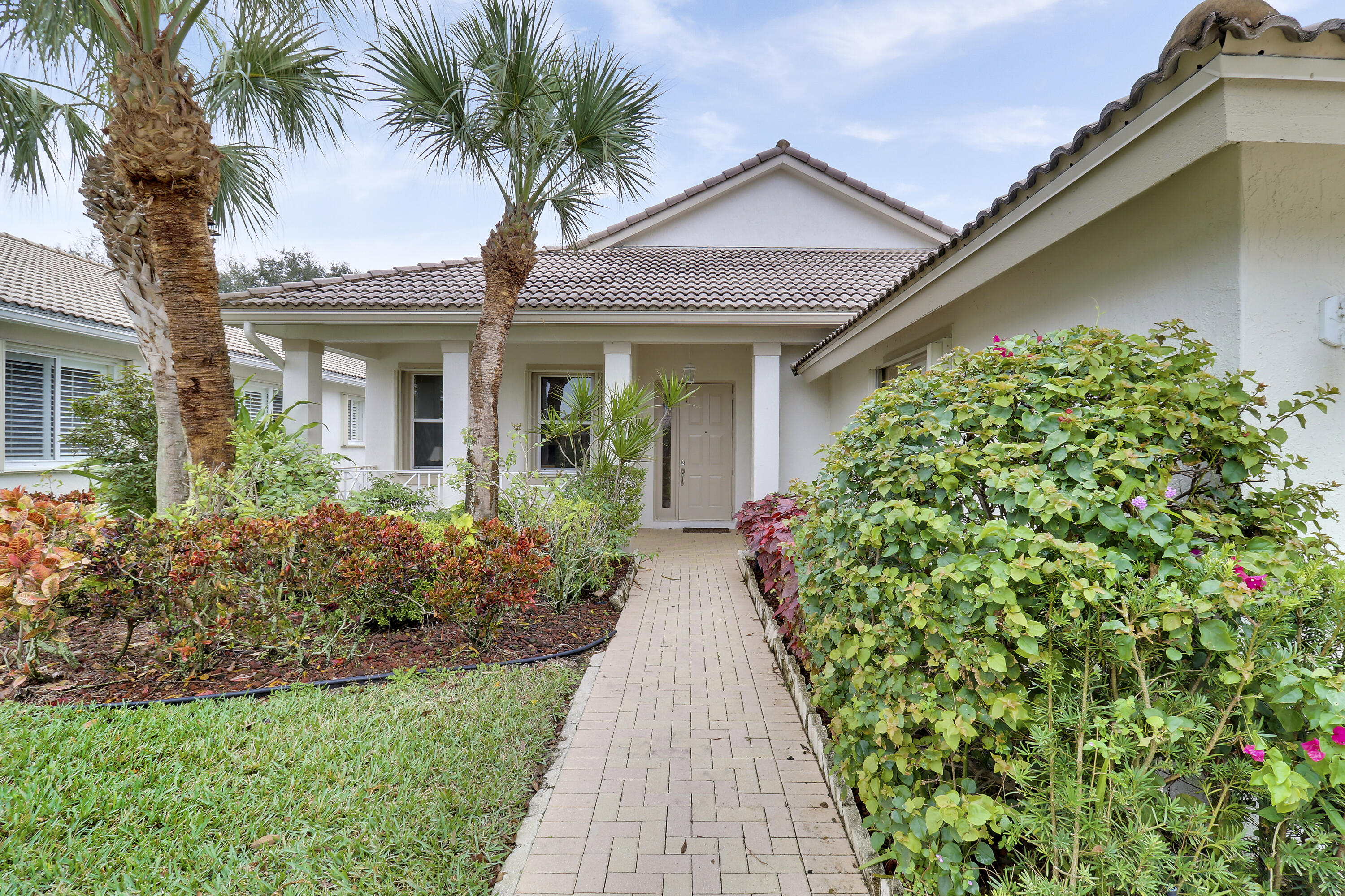 2464 Sailfish Cove Drive