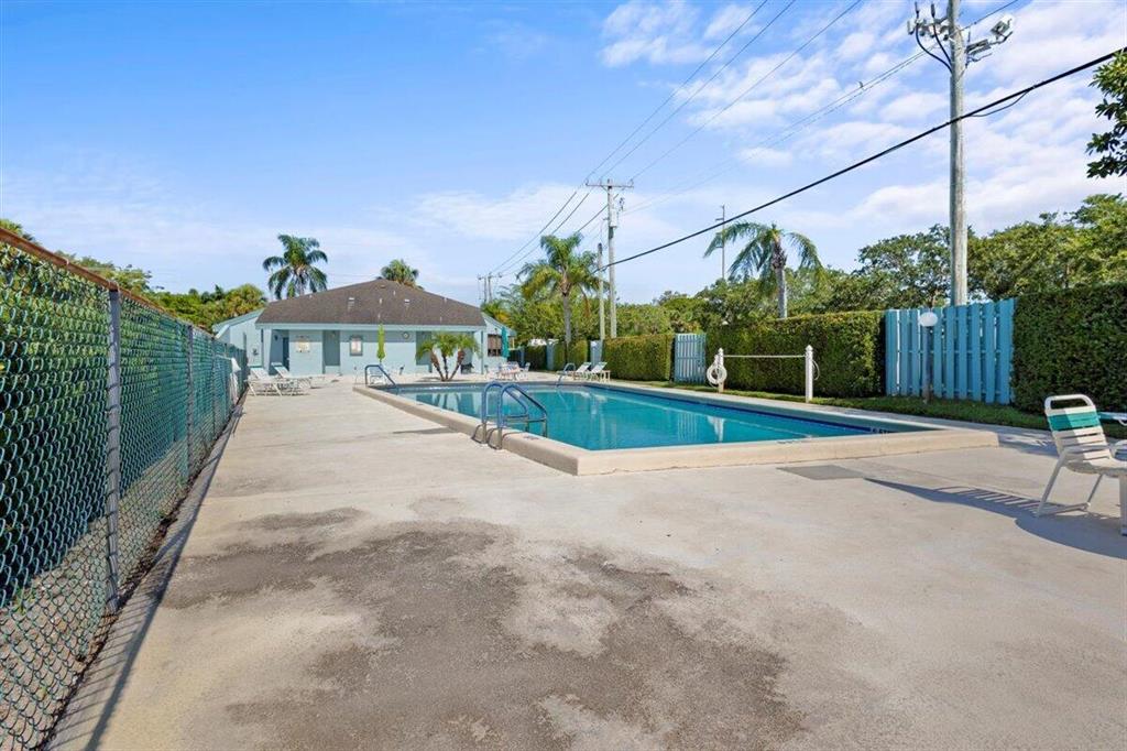 GARDENS AT POPPLETON CREE - Residential