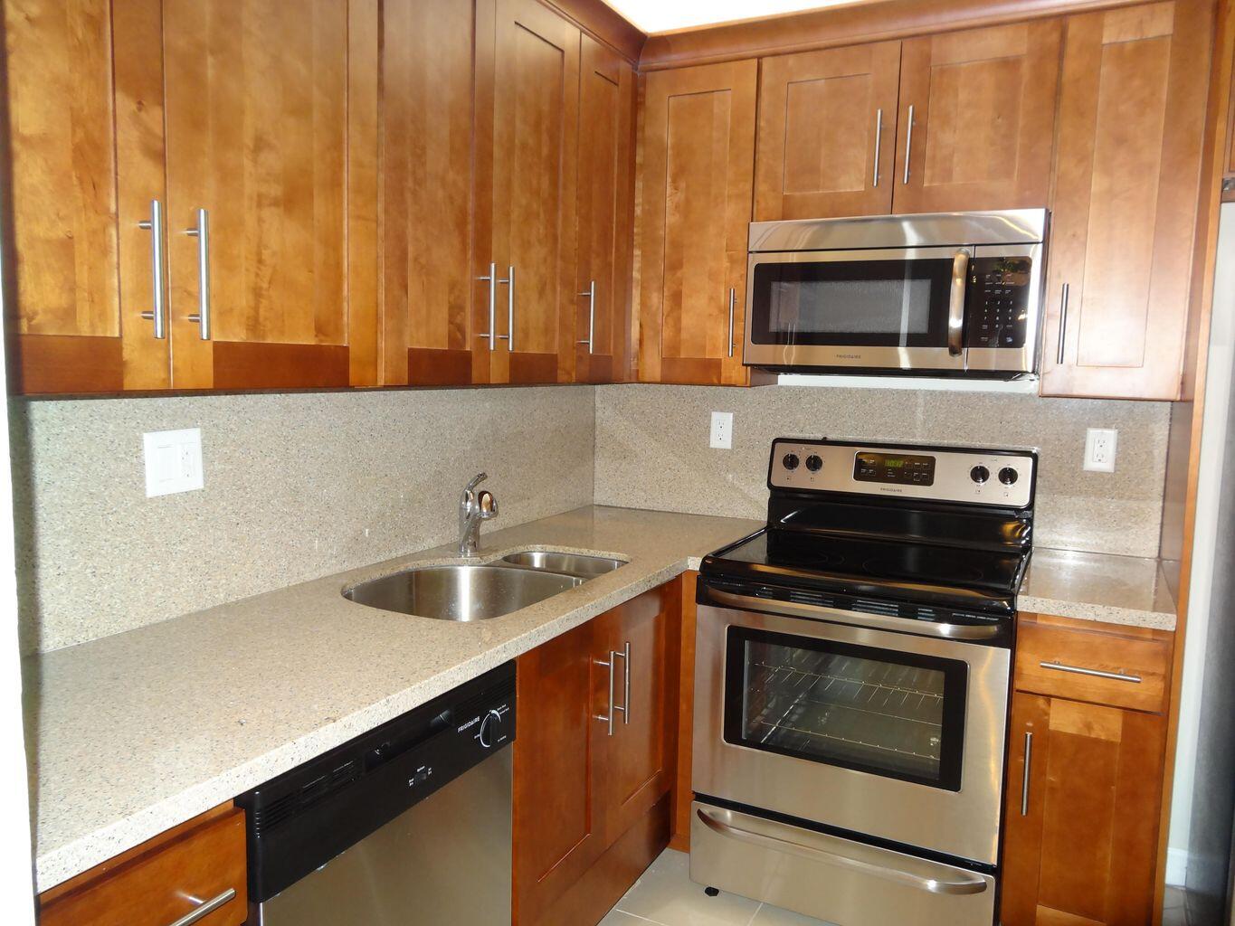 ISLE OF SANDALFOOT CONDO - Residential Lease