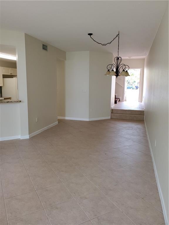 The Racquet Club Of Deer - Residential Lease